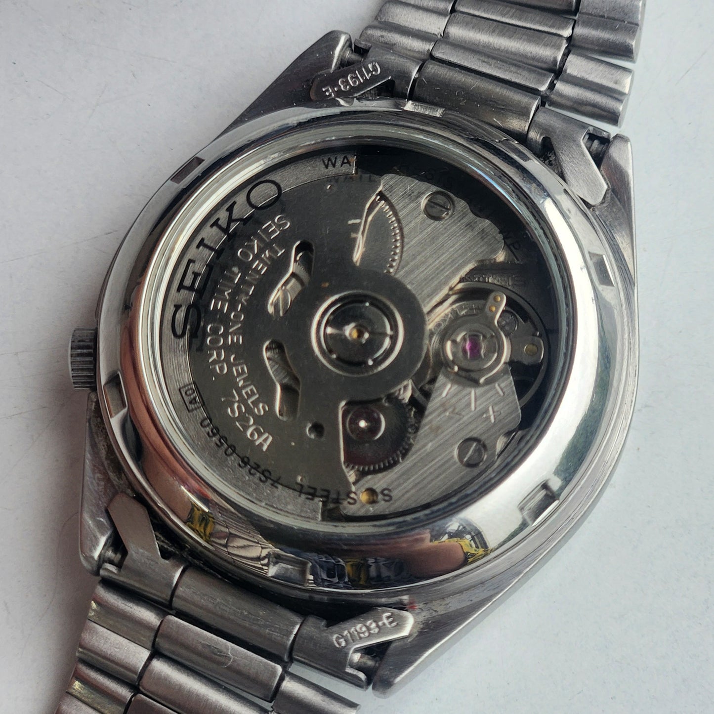 Vintage Original Seiko 5 Automatic 7S26-0560 Black Face 21 Jewels With Exhibition Back Day-Date Japanese Men's Wrist Watch I54