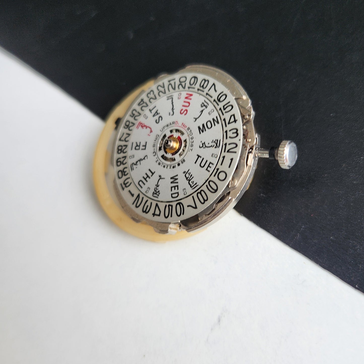 SEIKO 5 AUTOMATIC JAPAN MOVEMENT CAL NO.6349 DAY/DATE KEY ON-4 I68