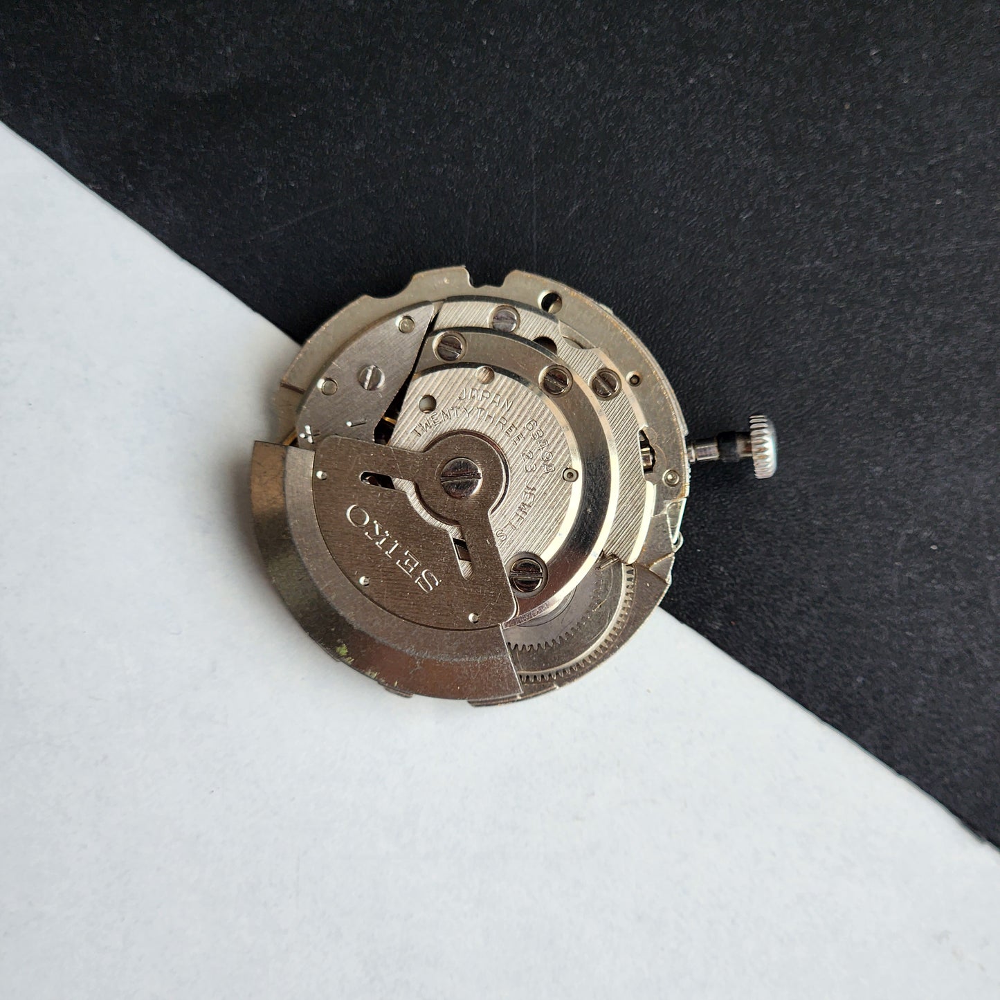 SEIKO 5 AUTOMATIC JAPAN MOVEMENT CAL NO.6349 DAY/DATE KEY ON-3 I77