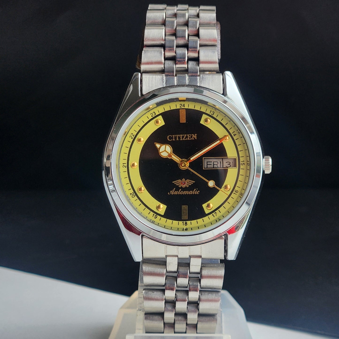 Vintage Mod Citizen 8200 Automatic 21 Jewels Black Face Day-Date Jubilee Bracelet I79
