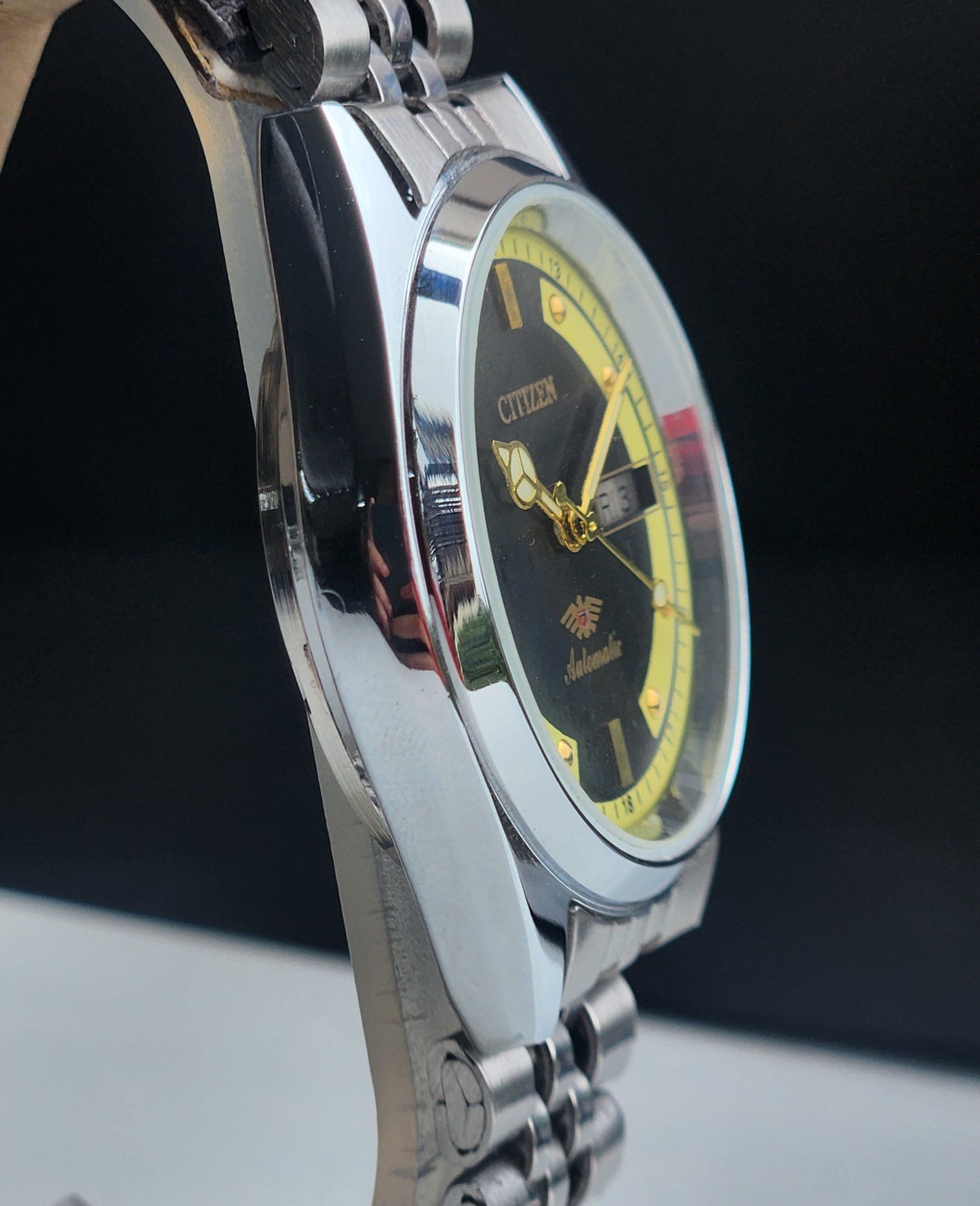 Vintage Mod Citizen 8200 Automatic 21 Jewels Black Face Day-Date Jubilee Bracelet I79