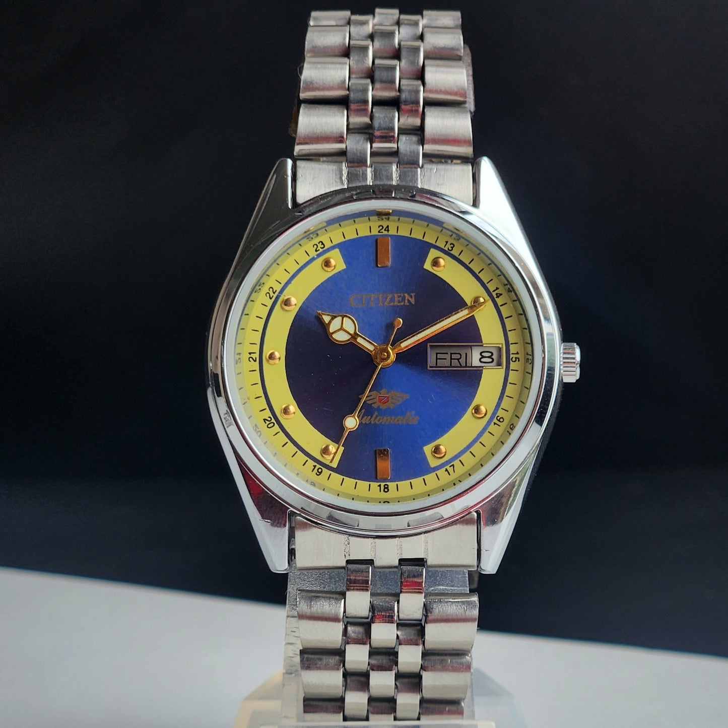 Vintage Mod Citizen 8200 Automatic 21 Jewels Blue Face Day-Date Jubilee Bracelet I80