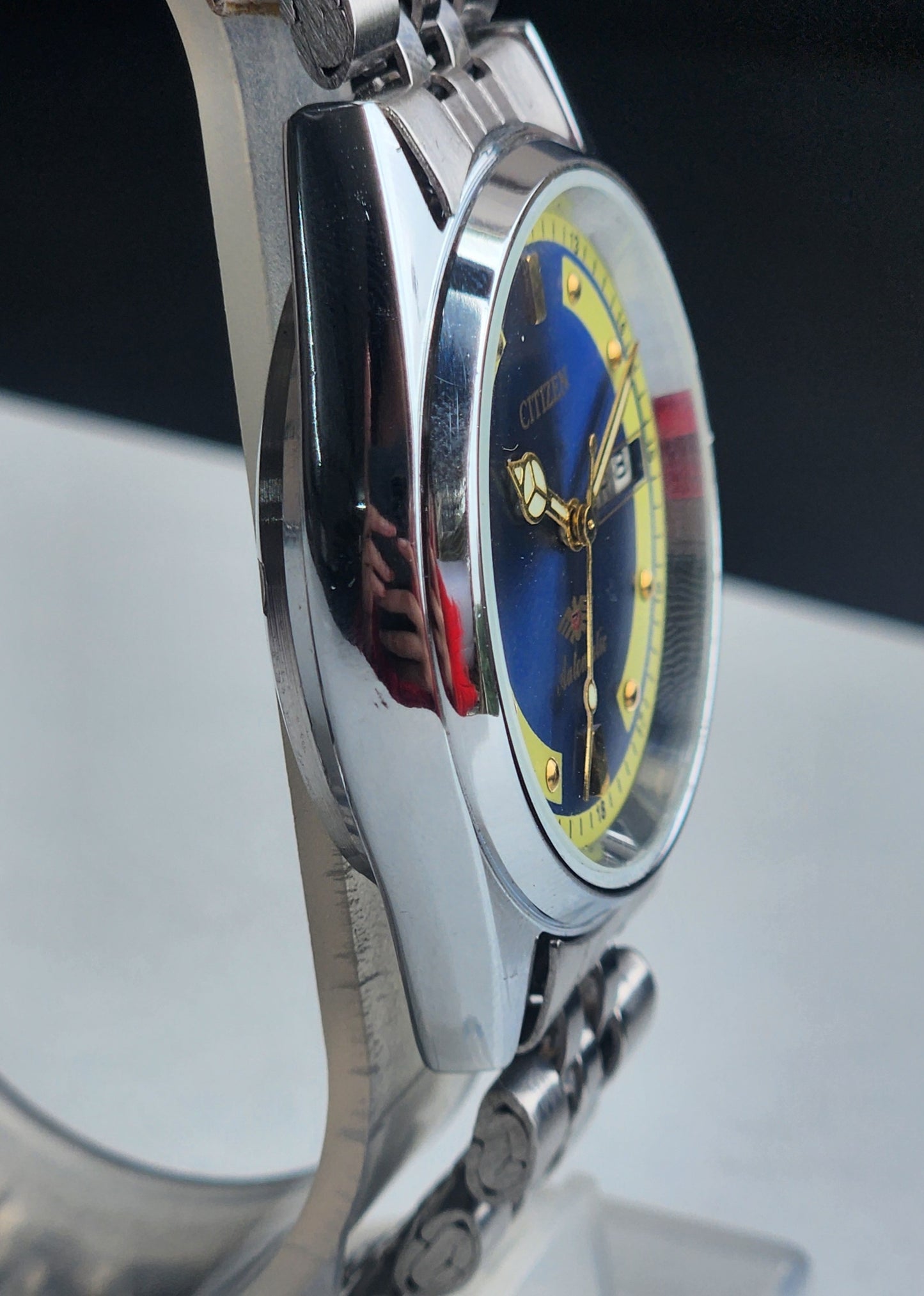 Vintage Mod Citizen 8200 Automatic 21 Jewels Blue Face Day-Date Jubilee Bracelet I80