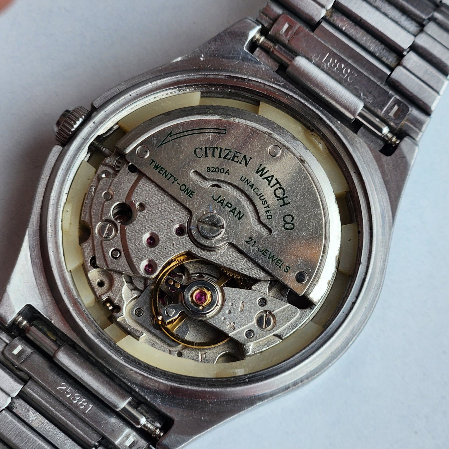 Vintage 1979 Original Citizen Automatic 8200 Golden Face 21 Jewels Day-Date Japanese Men's Wrist Watch IN01