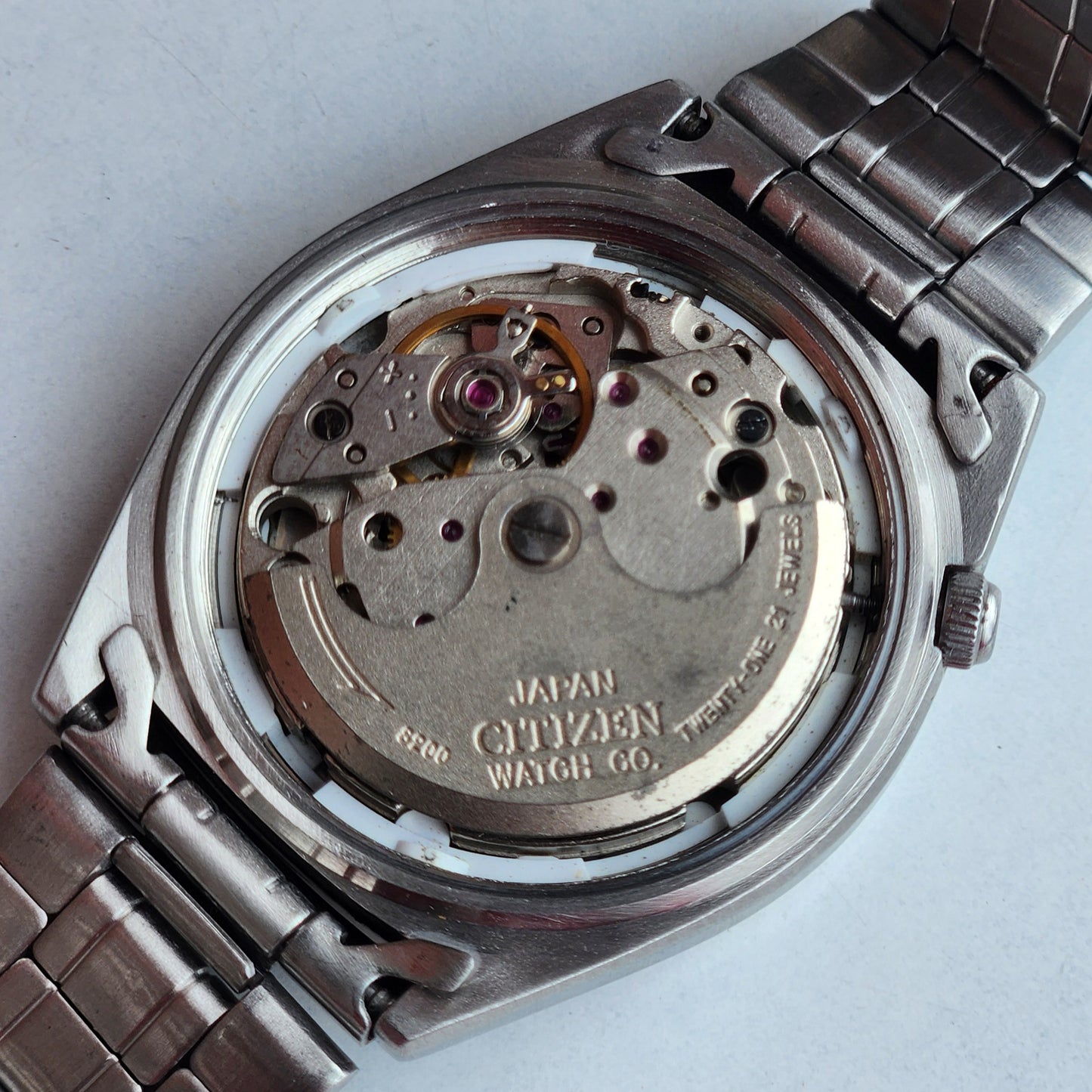 Vintage 1980 Original Citizen Automatic 8200 Golden/Silver Face 21 Jewels Day-Date Japanese Men's Wrist Watch IN02