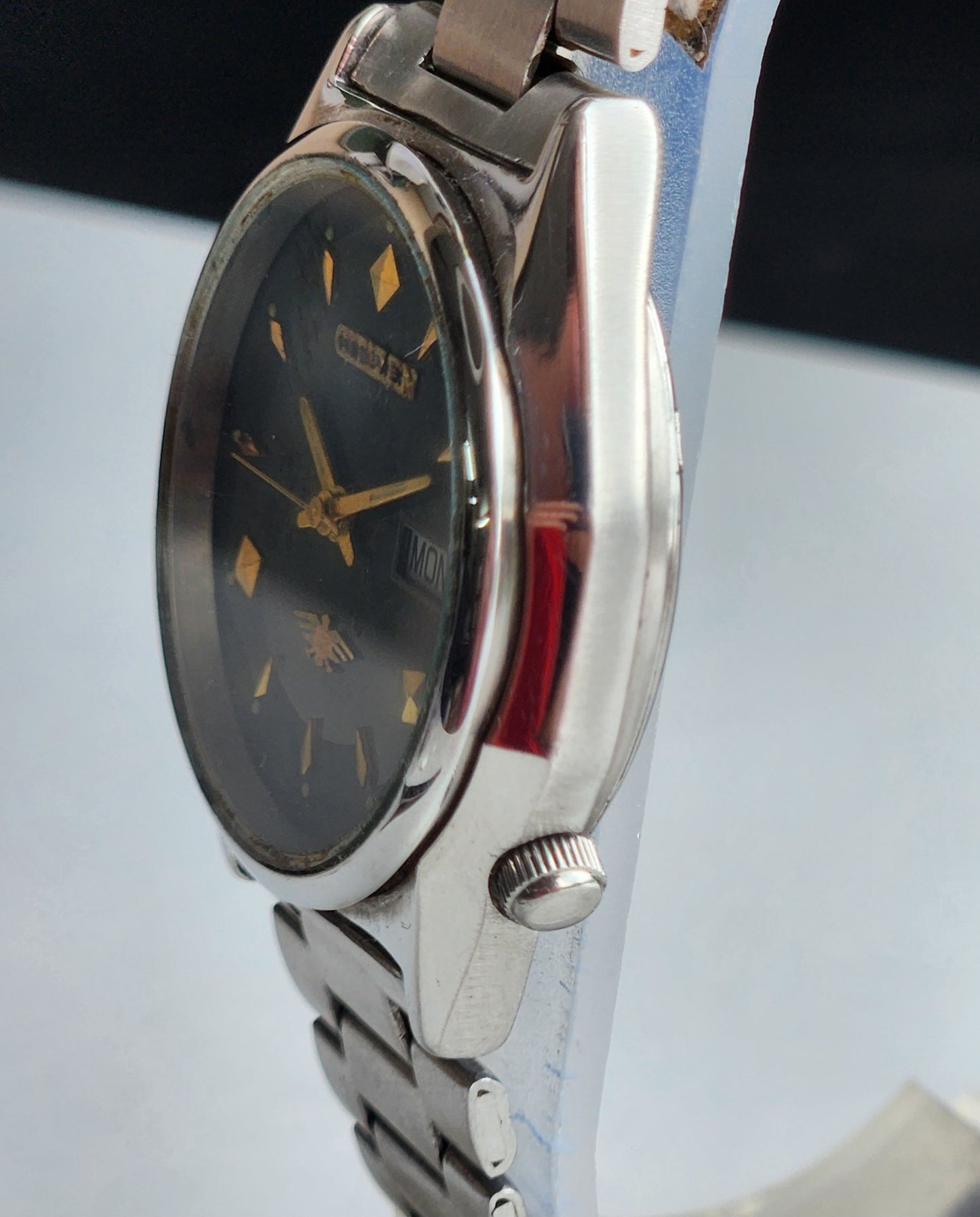 Vintage 1983 Original Citizen Automatic 8200 Grey/Black Face 21 Jewels Day-Date Japanese Men's Wrist Watch IN03