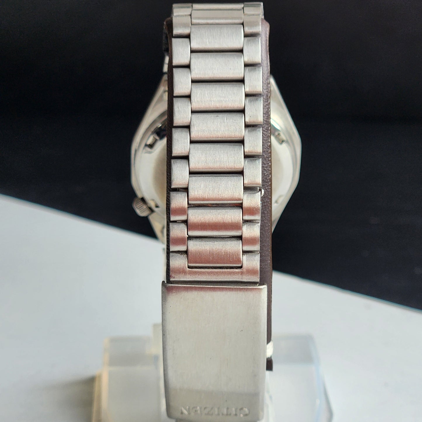 Vintage 1992 Original Citizen Automatic 8200 Silver Face 21 Jewels Day-Date Japanese Men's Wrist Watch IN25