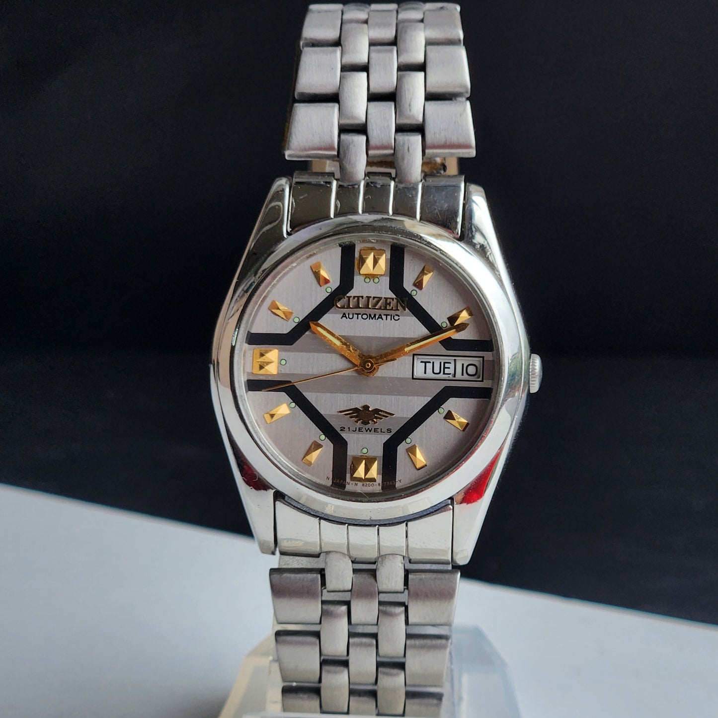 Vintage 1978 Original Citizen Automatic 8200 Grey Face 21 Jewels Day-Date Japanese Men's Wrist Watch IN07