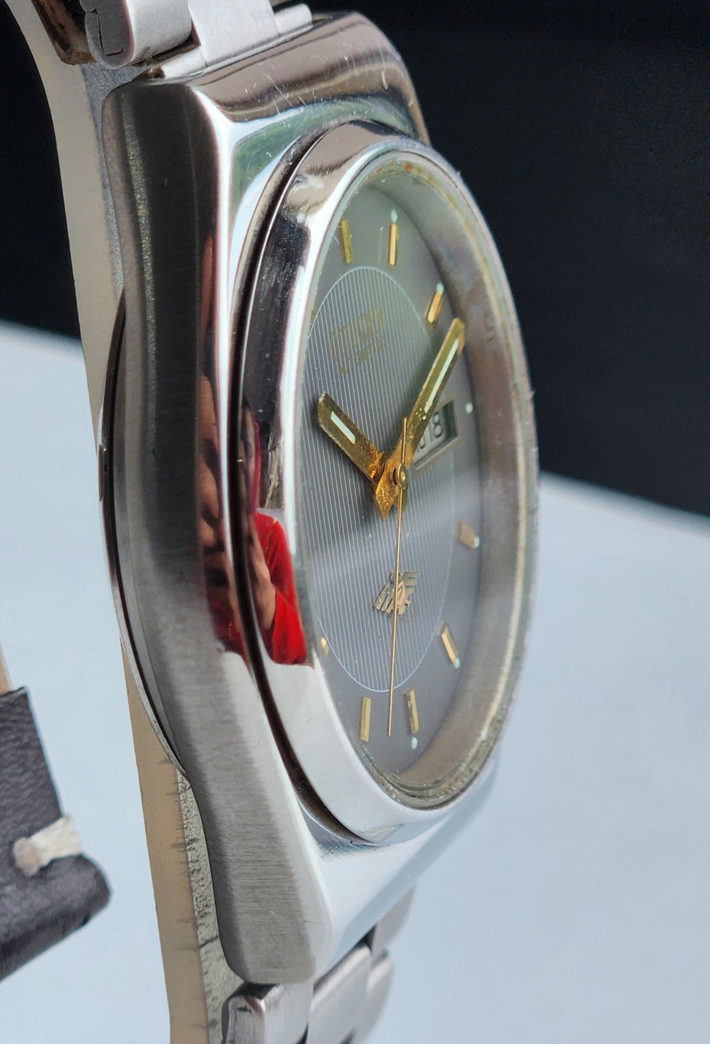 Vintage 1981 Original Citizen Automatic 8200 Grey Face 21 Jewels Day-Date Japanese Men's Wrist Watch IN09