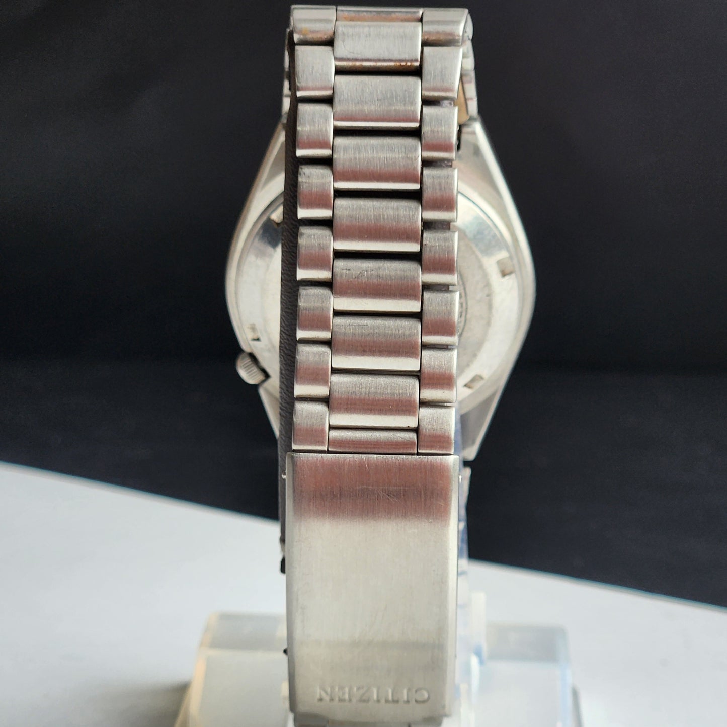 Vintage 1981 Original Citizen Automatic 8200 Grey Face 21 Jewels Day-Date Japanese Men's Wrist Watch IN09