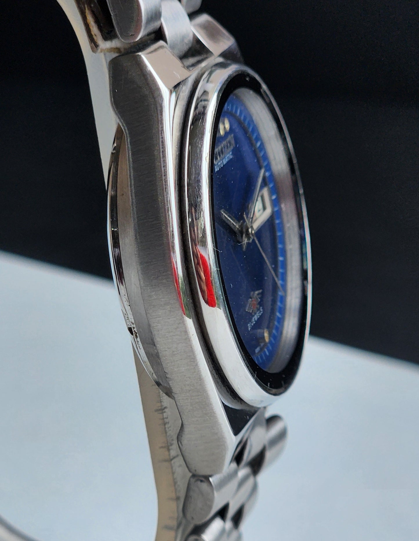 Vintage 1983 Original Citizen Automatic 8200 Blue Face 21 Jewels Day-Date Japanese Men's Wrist Watch IN10