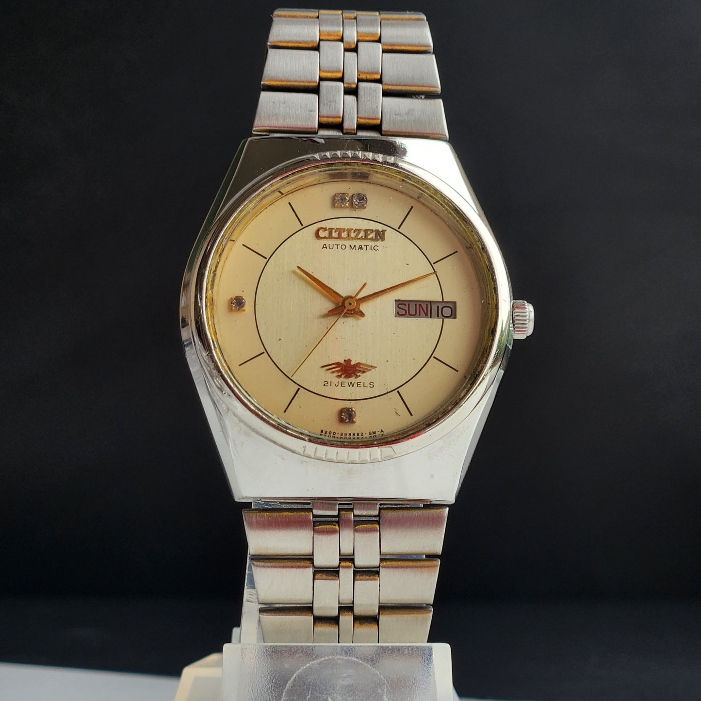 Vintage 1983 Original Citizen Automatic 8200 Golden Face 21 Jewels Day-Date Japanese Men's Wrist Watch IN23