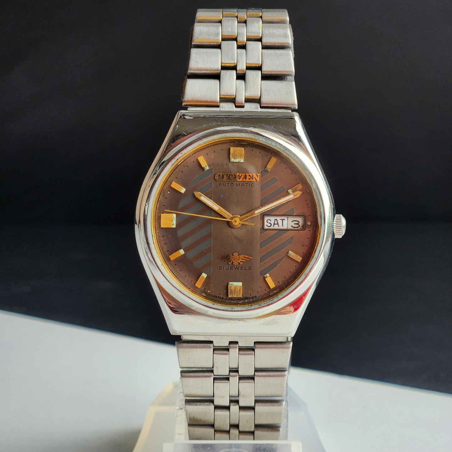 Vintage 1979 Original Citizen Automatic 8200 Brown Face 21 Jewels Day-Date Japanese Men's Wrist Watch IN24