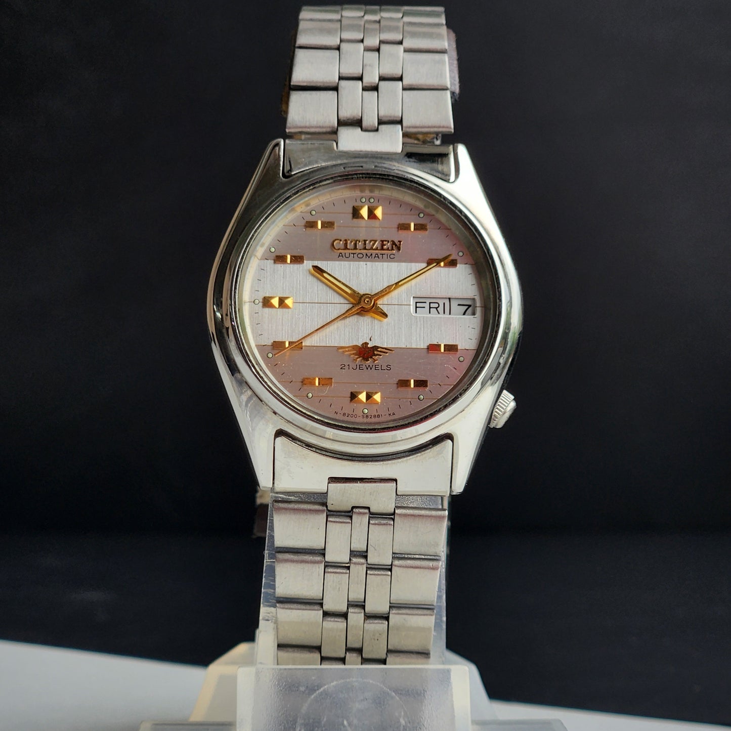Vintage 1983 Original Citizen Automatic 8200 Silver Face 21 Jewels Day-Date Japanese Men's Wrist Watch IN26