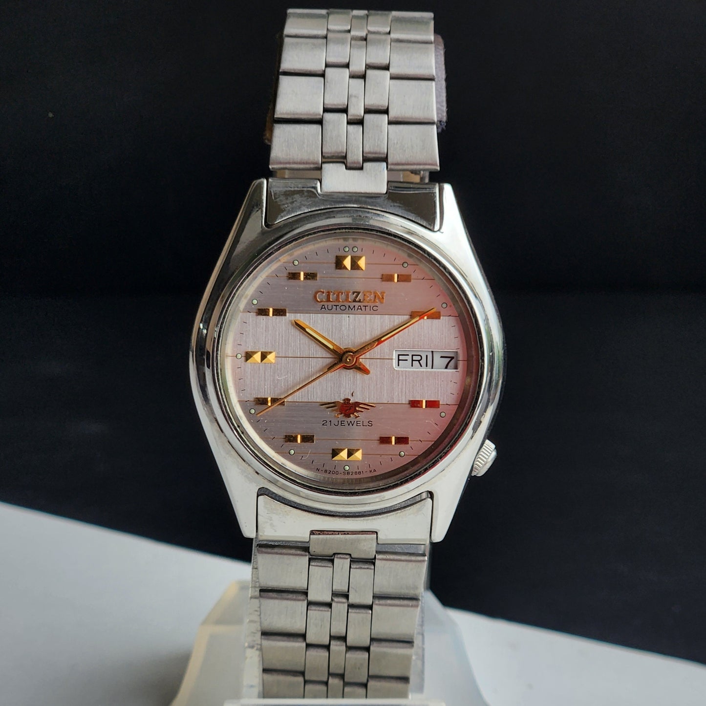 Vintage 1983 Original Citizen Automatic 8200 Silver Face 21 Jewels Day-Date Japanese Men's Wrist Watch IN26
