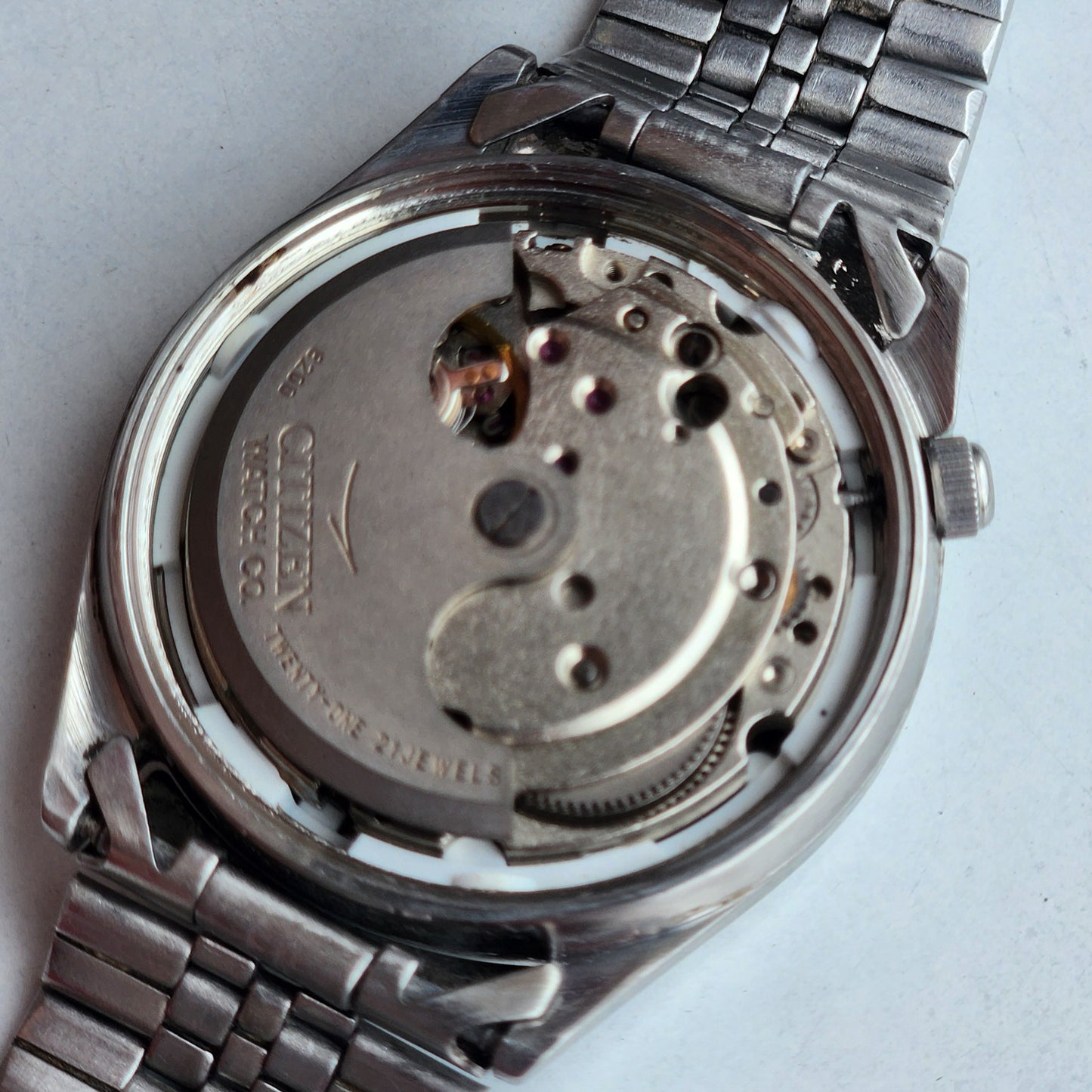 Vintage 1983 Original Citizen Automatic 8200 Silver Face 21 Jewels Day-Date Japanese Men's Wrist Watch IN26