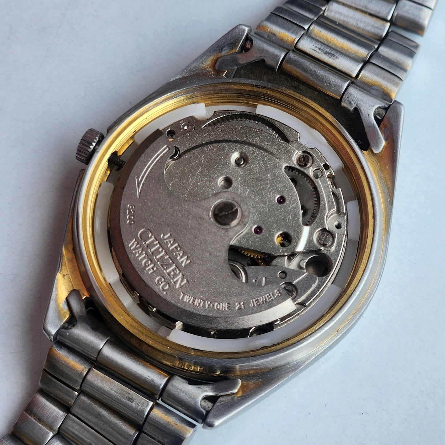 Vintage Original Citizen Automatic 8200 Golden Face 21 Jewels With Exhibition Back Day-Date Japanese Men's Wrist Watch IN32