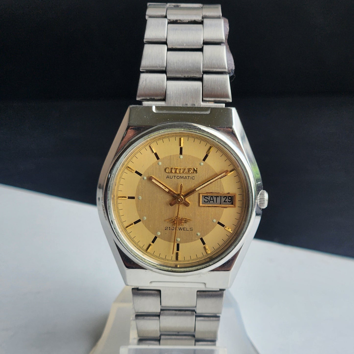 Vintage Original Citizen Automatic 8200 Golden Face 21 Jewels With Exhibition Back Day-Date Japanese Men's Wrist Watch IN33