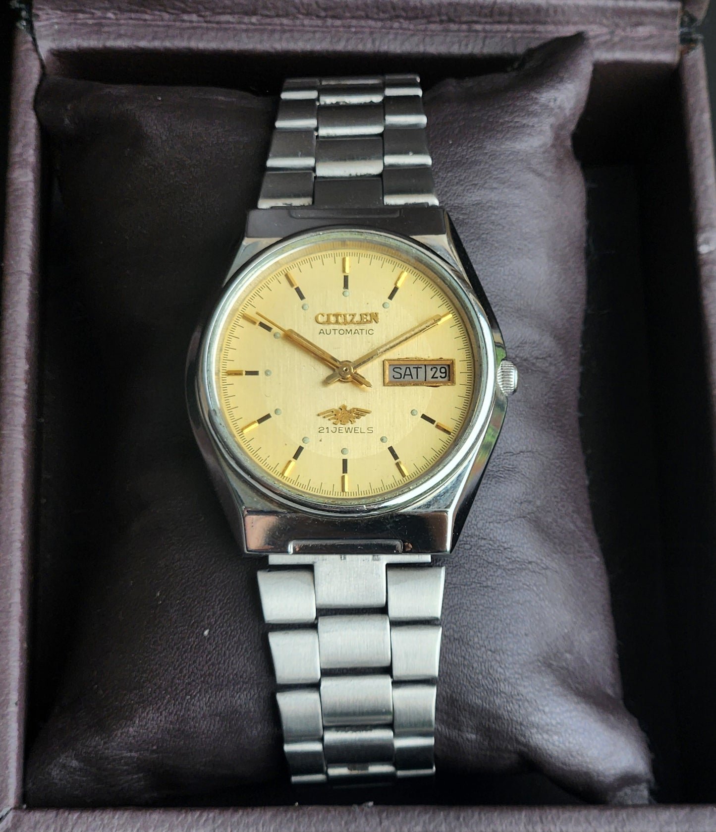 Vintage Original Citizen Automatic 8200 Golden Face 21 Jewels With Exhibition Back Day-Date Japanese Men's Wrist Watch IN33
