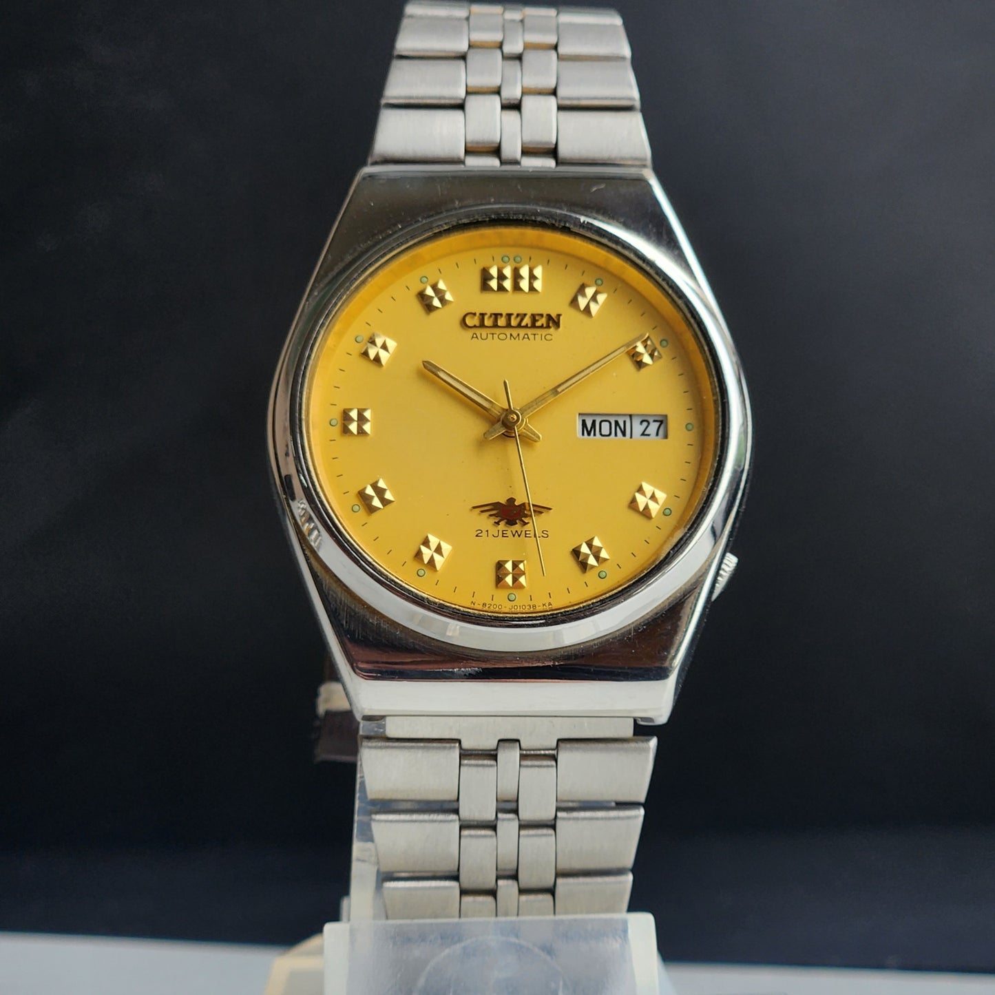 Vintage Original Citizen Automatic 8200 Golden Face 21 Jewels With Exhibition Back Day-Date Japanese Men's Wrist Watch IN34