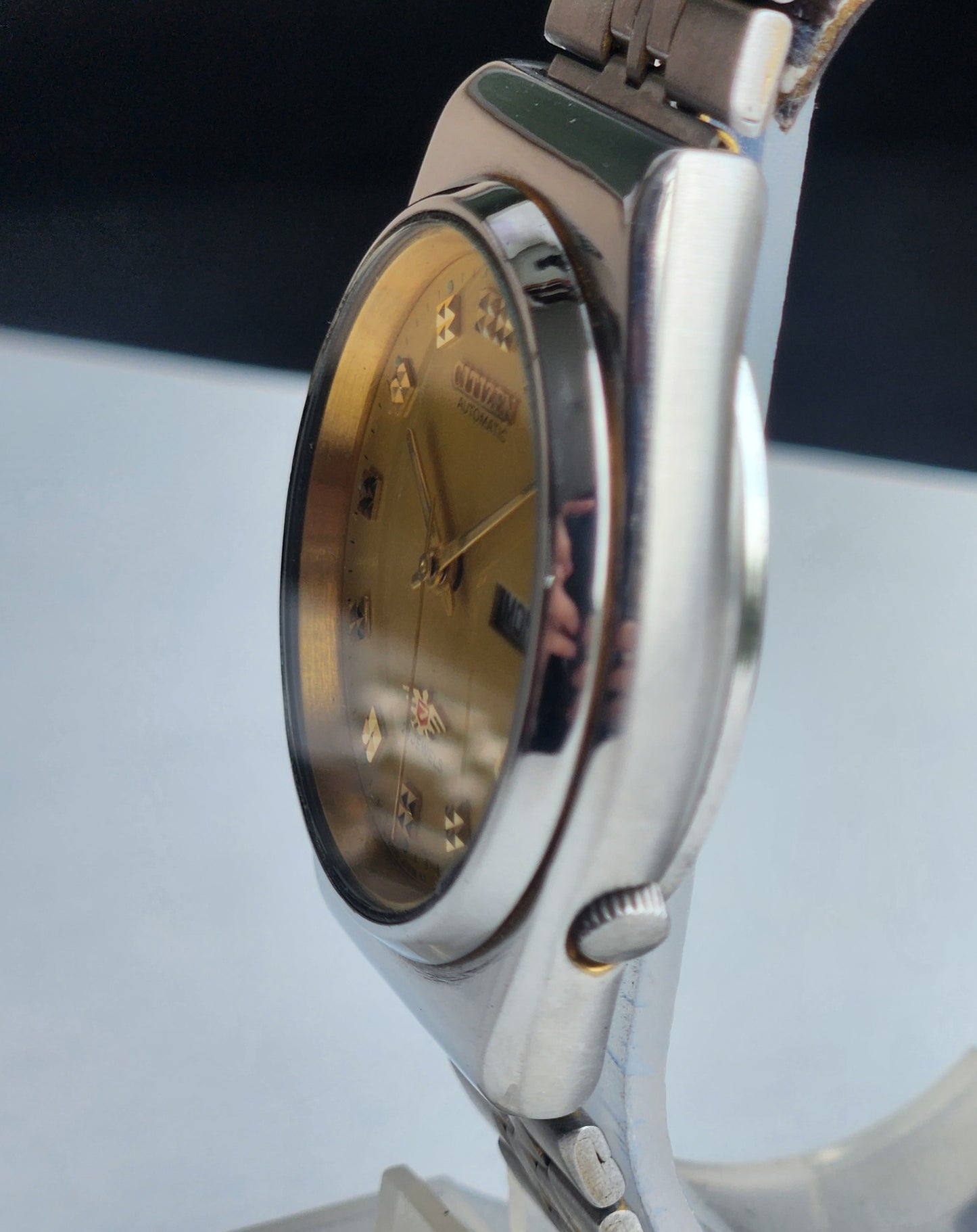 Vintage Original Citizen Automatic 8200 Golden Face 21 Jewels With Exhibition Back Day-Date Japanese Men's Wrist Watch IN34