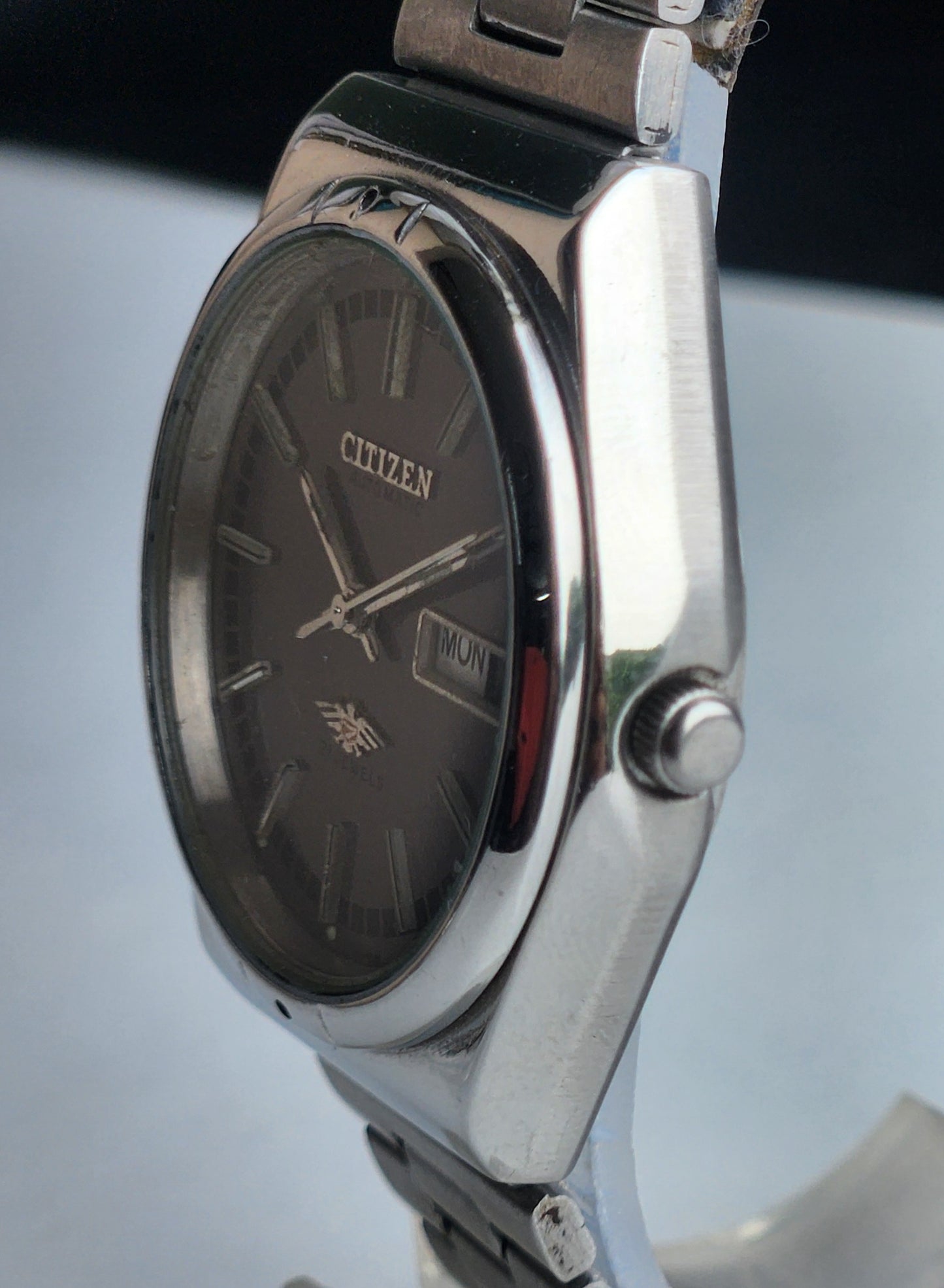Vintage Original Citizen Automatic 8200 Grey Face 21 Jewels With Exhibition Back Day-Date Japanese Men's Wrist Watch IN39