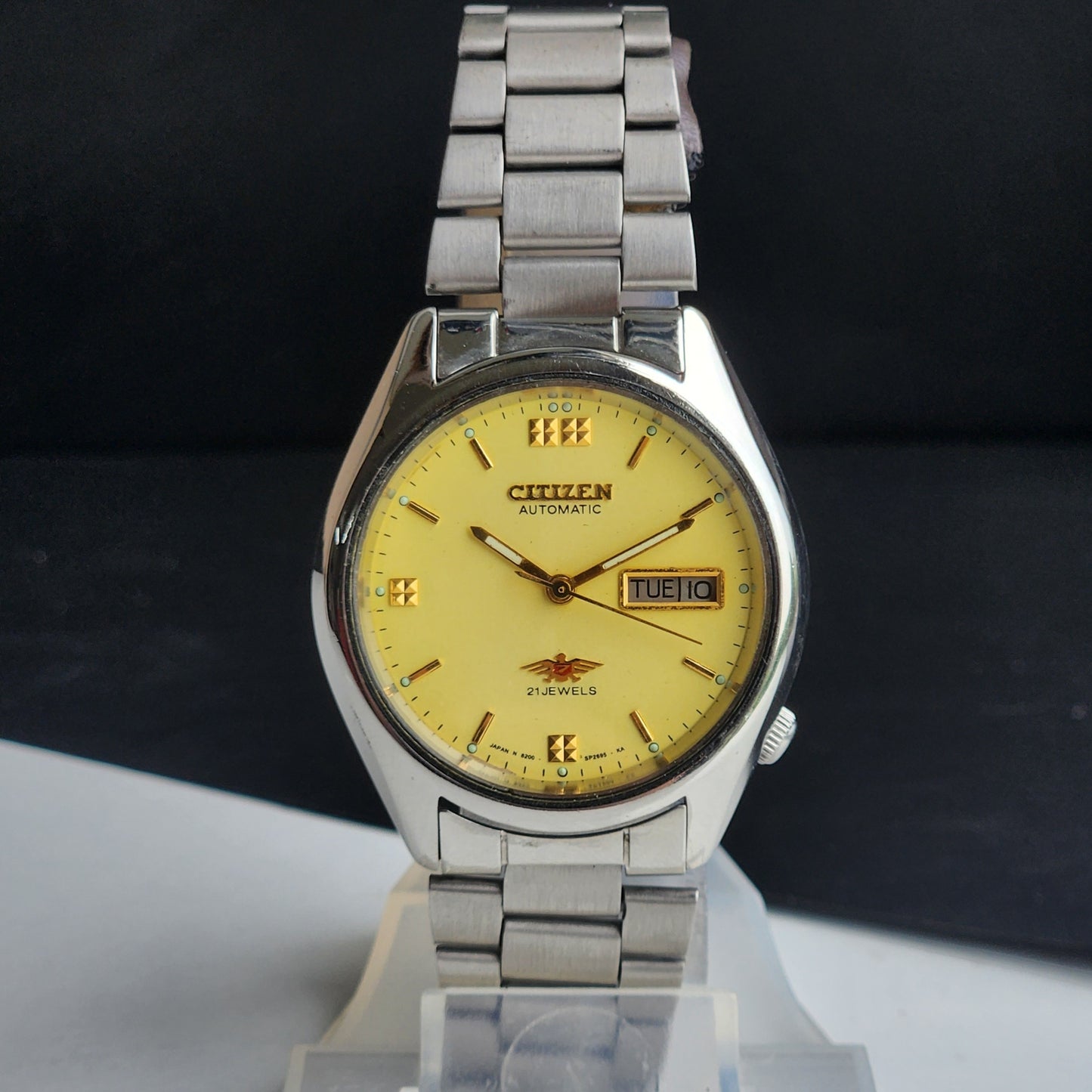 Vintage Original Citizen Automatic 8200 Parrot Green Face 21 Jewels With Exhibition Back Day-Date Japanese Men's Wrist Watch IN41