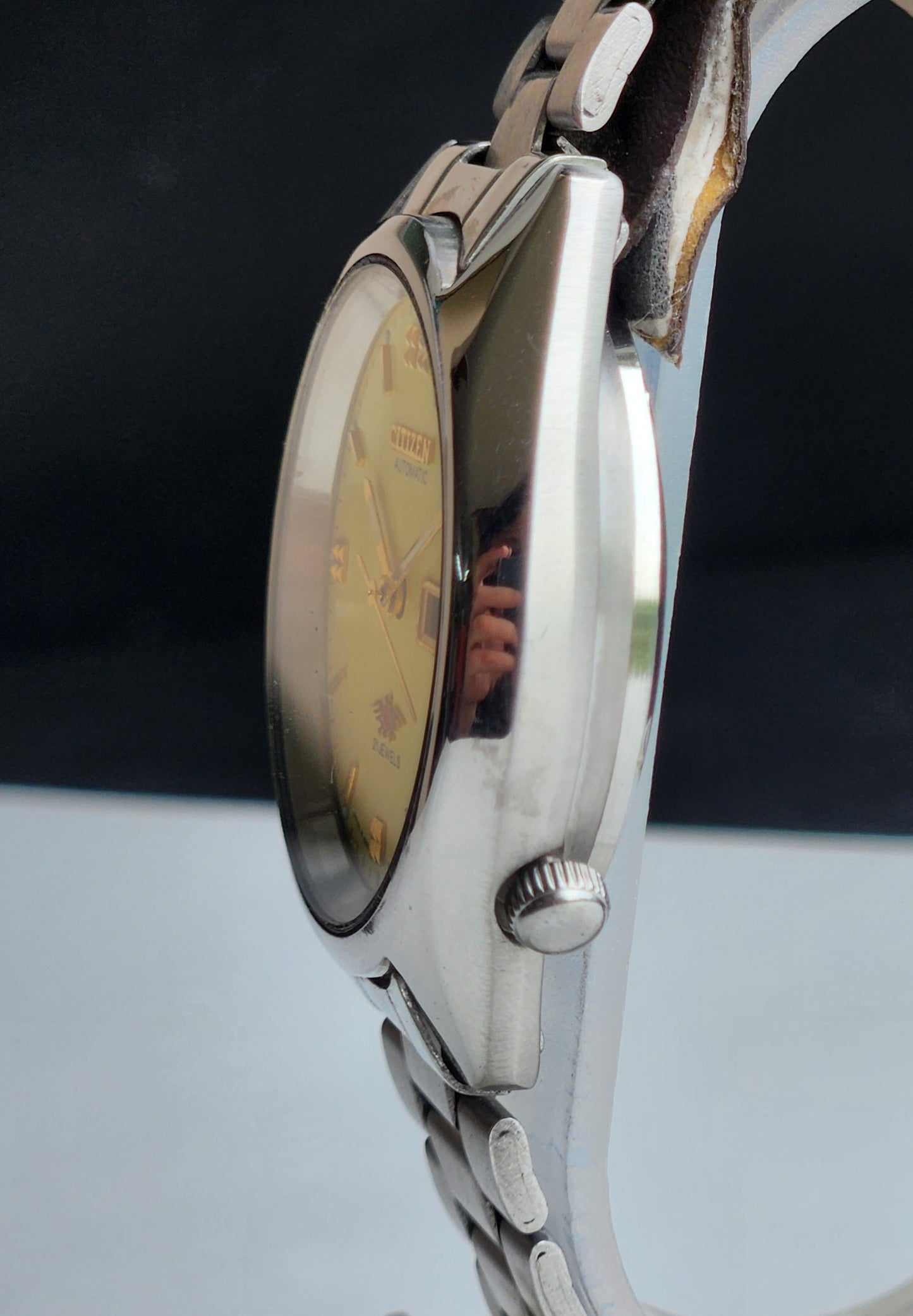 Vintage Original Citizen Automatic 8200 Parrot Green Face 21 Jewels With Exhibition Back Day-Date Japanese Men's Wrist Watch IN41