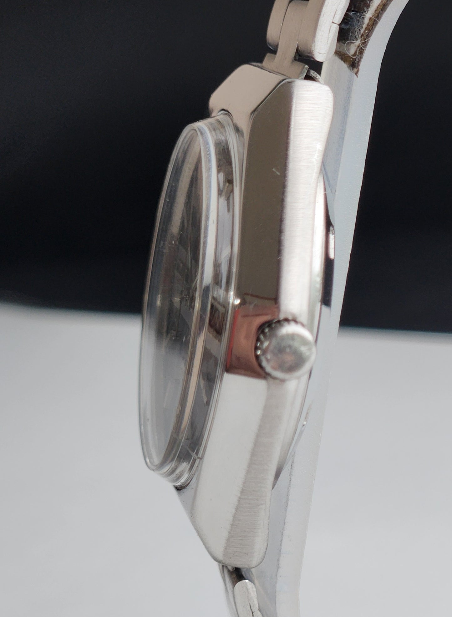 Vintage Original Citizen Automatic 8200 Grey Face 21 Jewels With Exhibition Back Day-Date Japanese Men's Wrist Watch IN46
