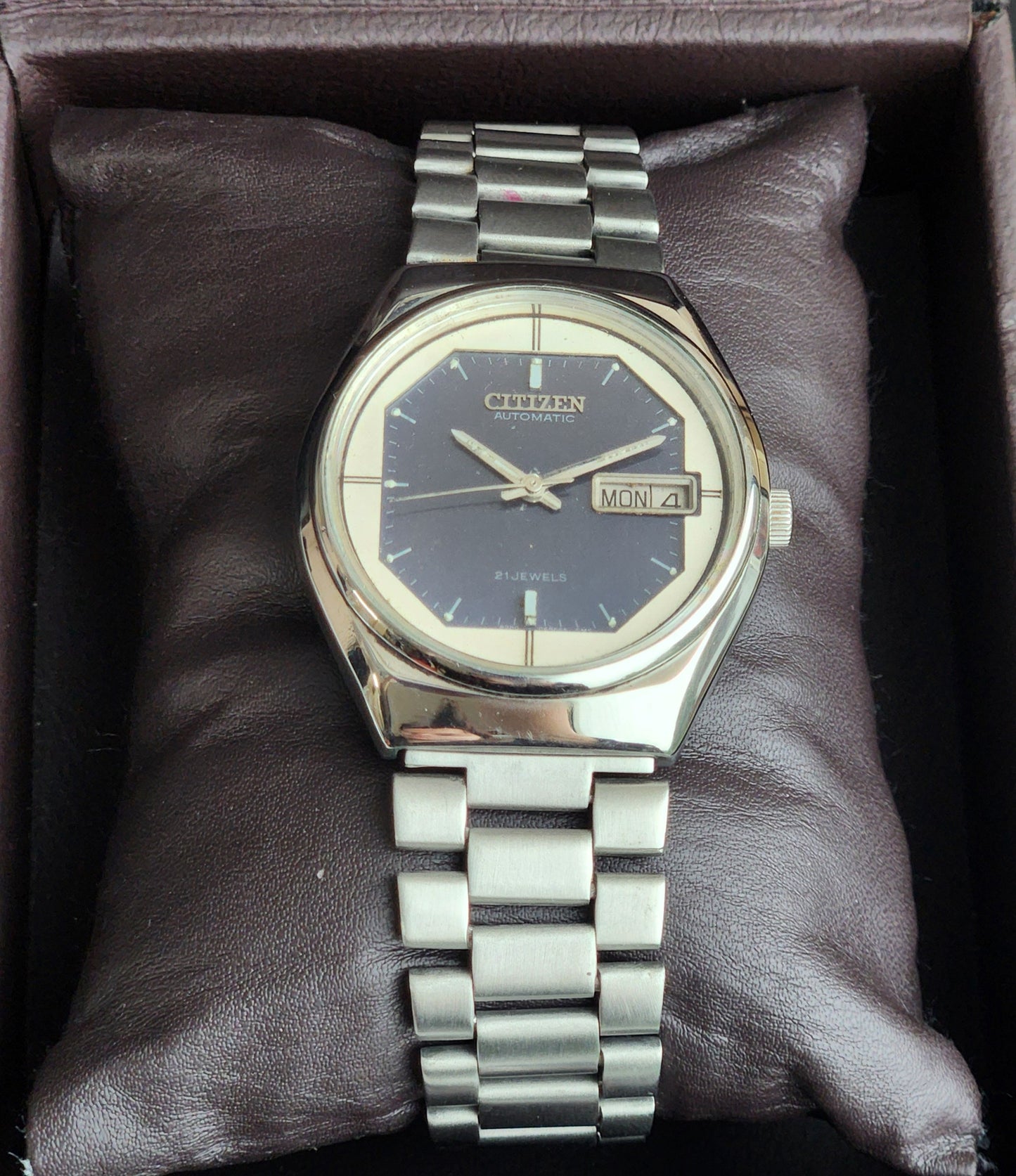 Vintage Original Citizen Automatic 8200 Blue Face 21 Jewels With Exhibition Back Day-Date Japanese Men's Wrist Watch IN47