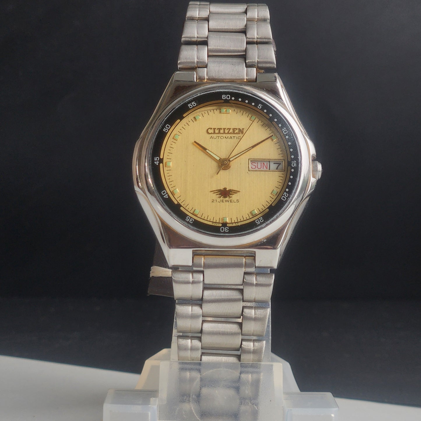 Vintage Original Citizen Automatic 8200 Golden Face 21 Jewels With Exhibition Back Day-Date Japanese Men's Wrist Watch IN51