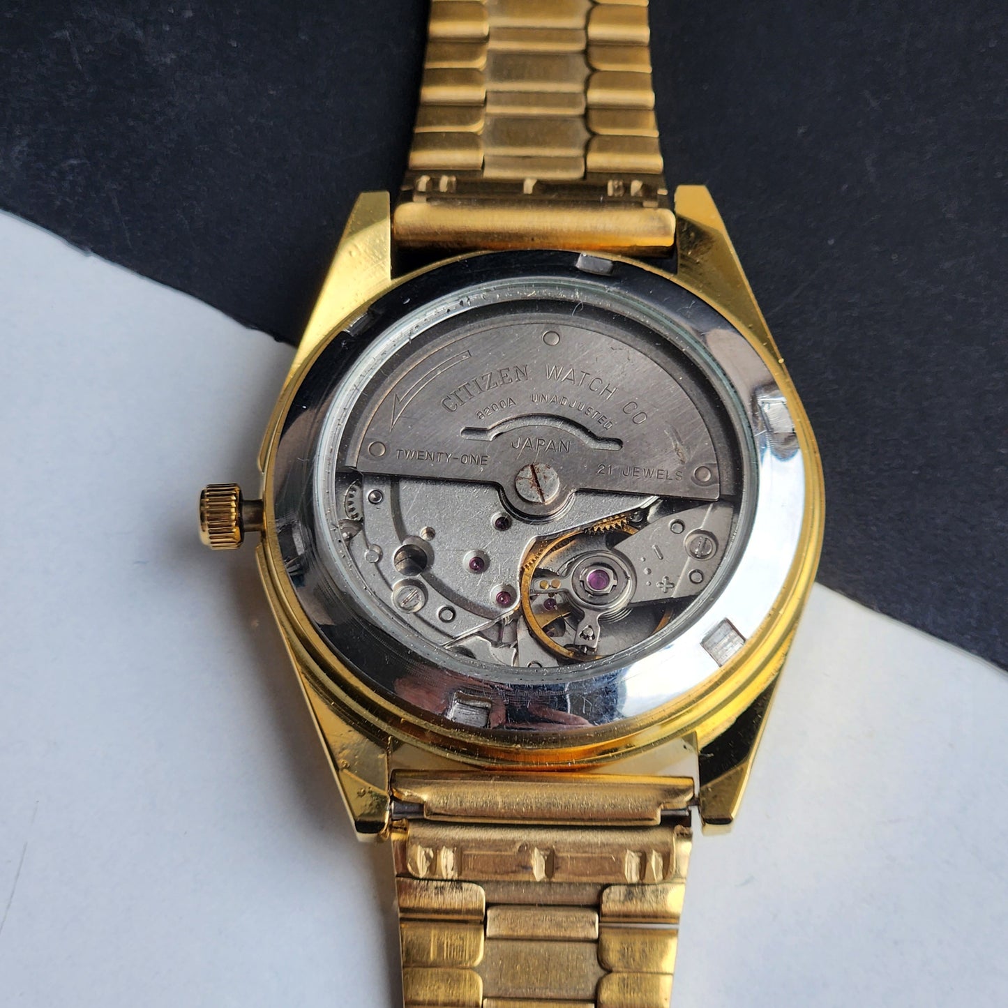 Vintage MOD Citizen Golden Face Automatic 21 Jewels Cal. 8200 35MM Fix Bezel Gold Plated Men's Wrist Watch I90