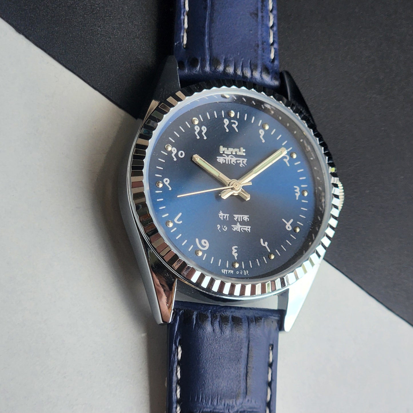 Vintage Mod HMT Kohinoor Devanagari Hand Winding 17 Jewels Blue Face Fluted Bezel Blue Croco Leather Strap Men's Wrist Watch J03