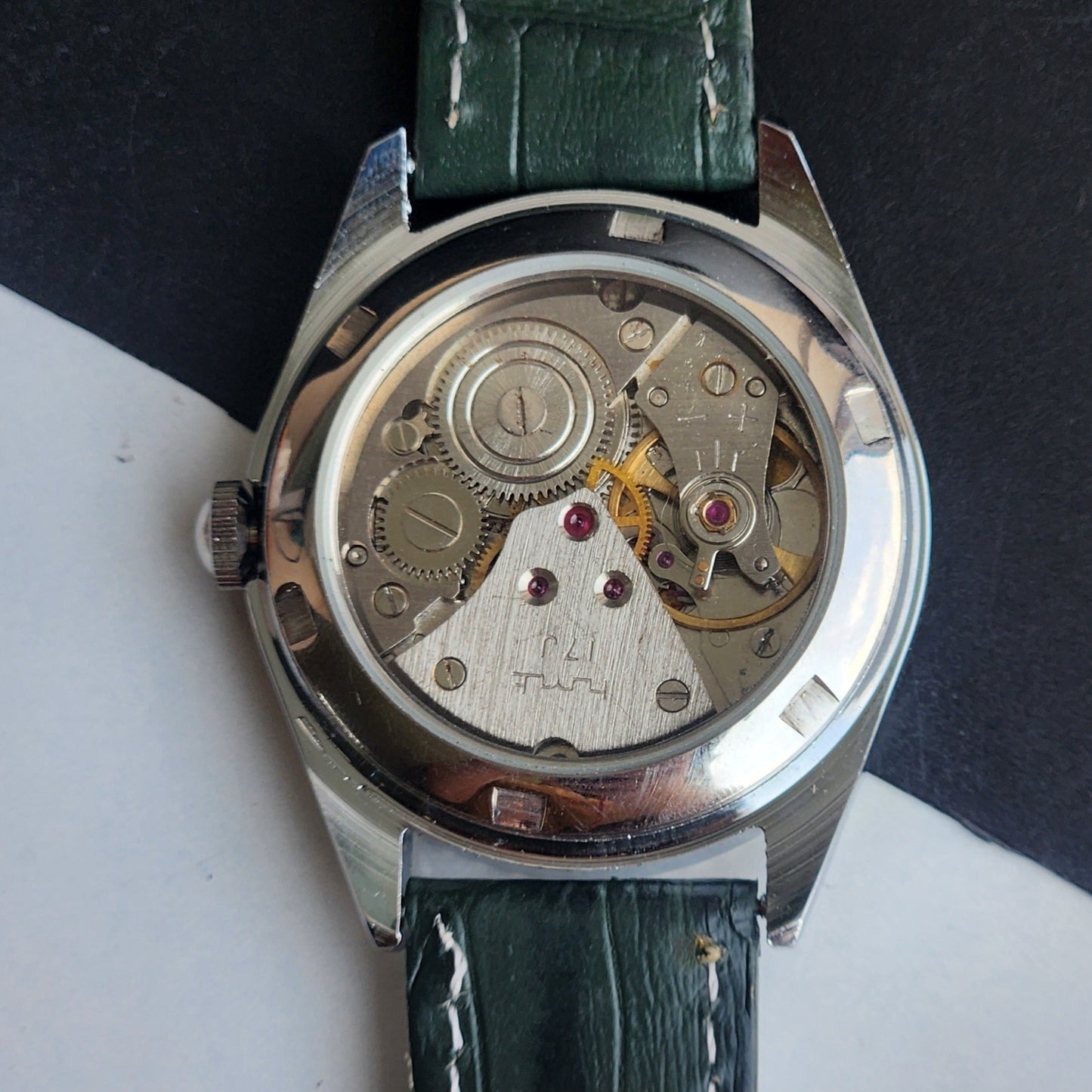 Vintage Mod HMT Kohinoor Devanagari Hand Winding 17 Jewels Green Face Fluted Bezel Green Croco Leather Strap Men's Wrist Watch J05