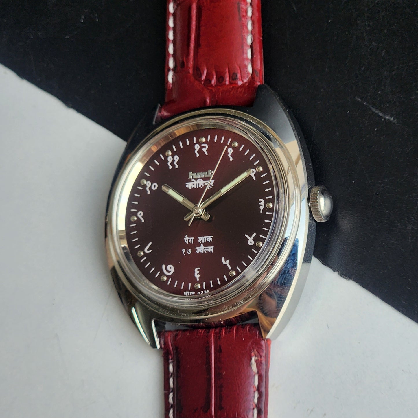 Vintage Mod HMT Kohinoor Devanagari Hand Winding 17 Jewels Red Face Red Croco Leather Strap Men's Wrist Watch J10