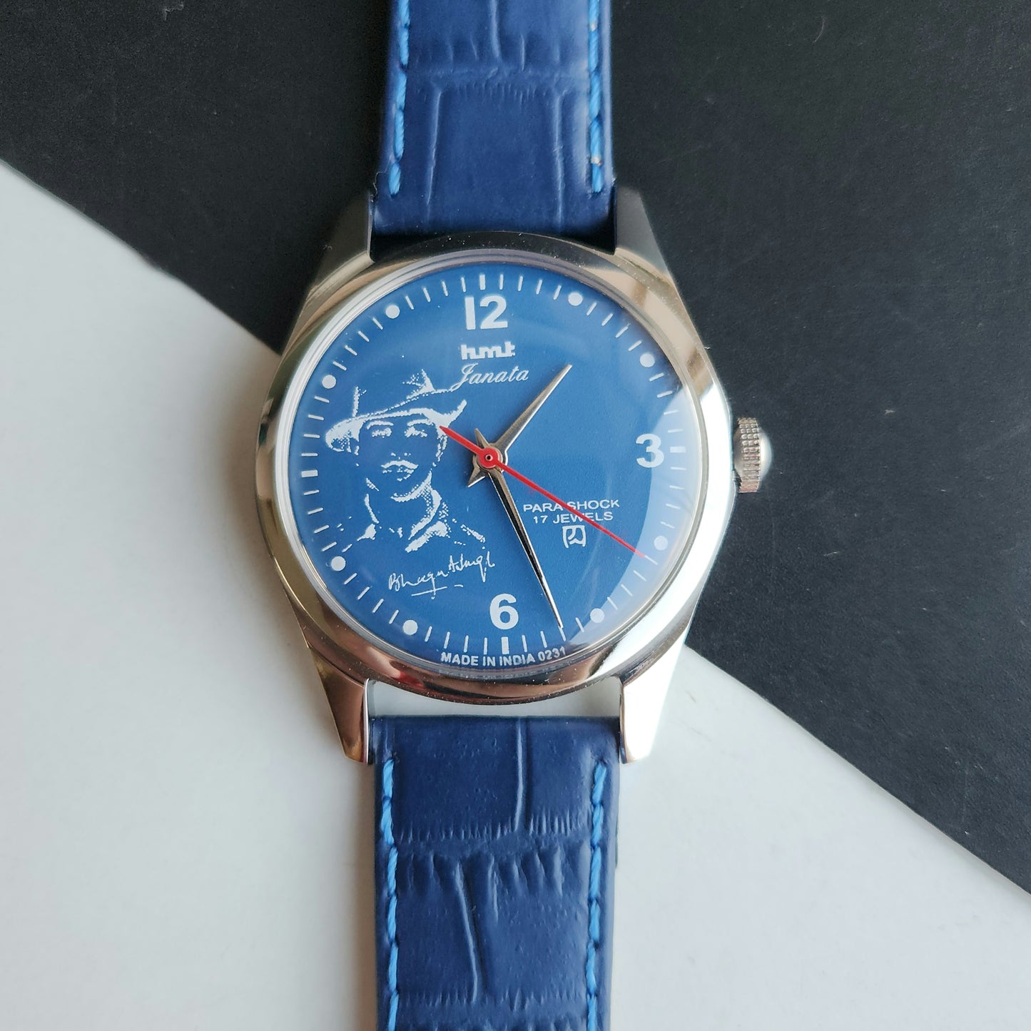 Vintage MOD HMT Janata Bhagat Singh Hand Winding 17 Jewels Blue Face Blue Leather Strap Men's Wrist Watch J27
