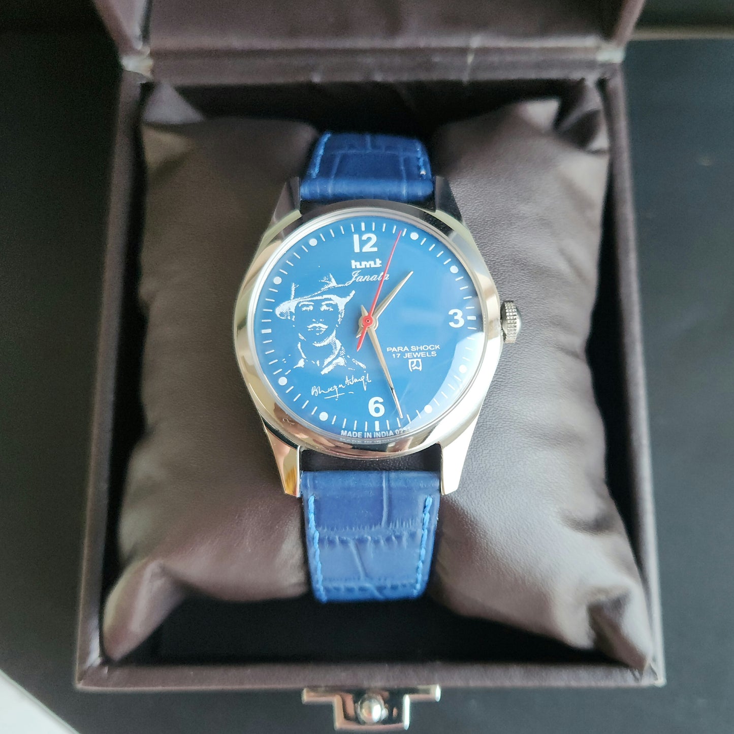 Vintage MOD HMT Janata Bhagat Singh Hand Winding 17 Jewels Blue Face Blue Leather Strap Men's Wrist Watch J27