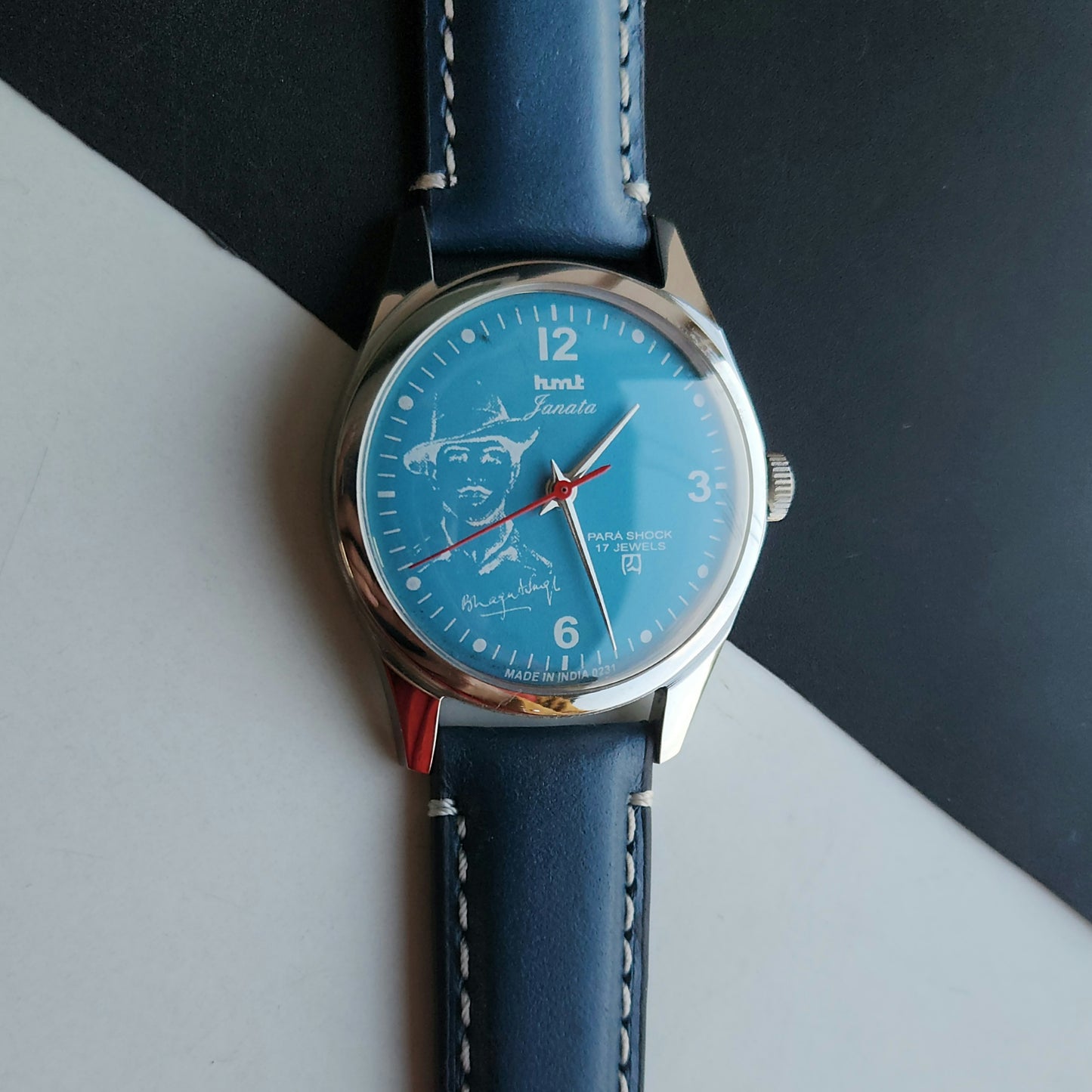 Vintage MOD HMT Janata Bhagat Singh Hand Winding 17 Jewels Blue Face Blue Leather Strap Men's Wrist Watch J28