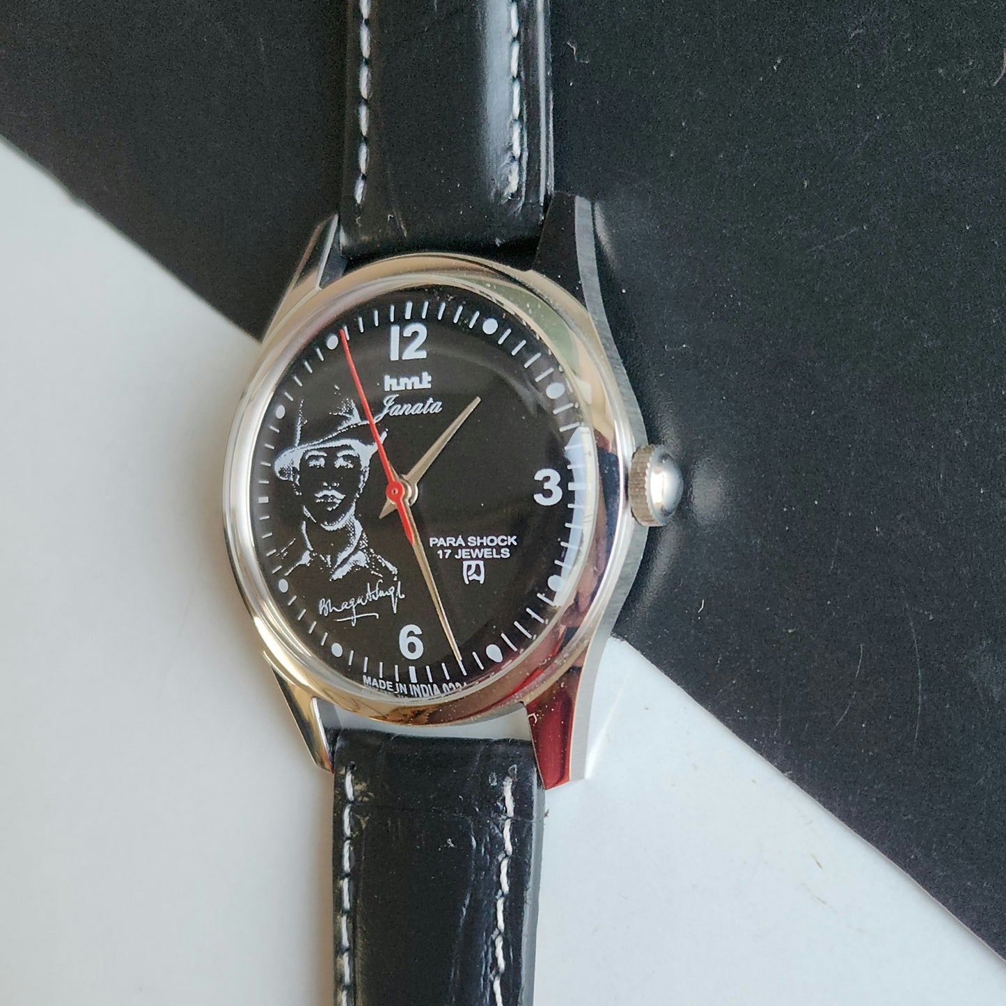 Vintage MOD HMT Janata Bhagat Singh Hand Winding 17 Jewels Black Face black Leather Strap Men's Wrist Watch J29