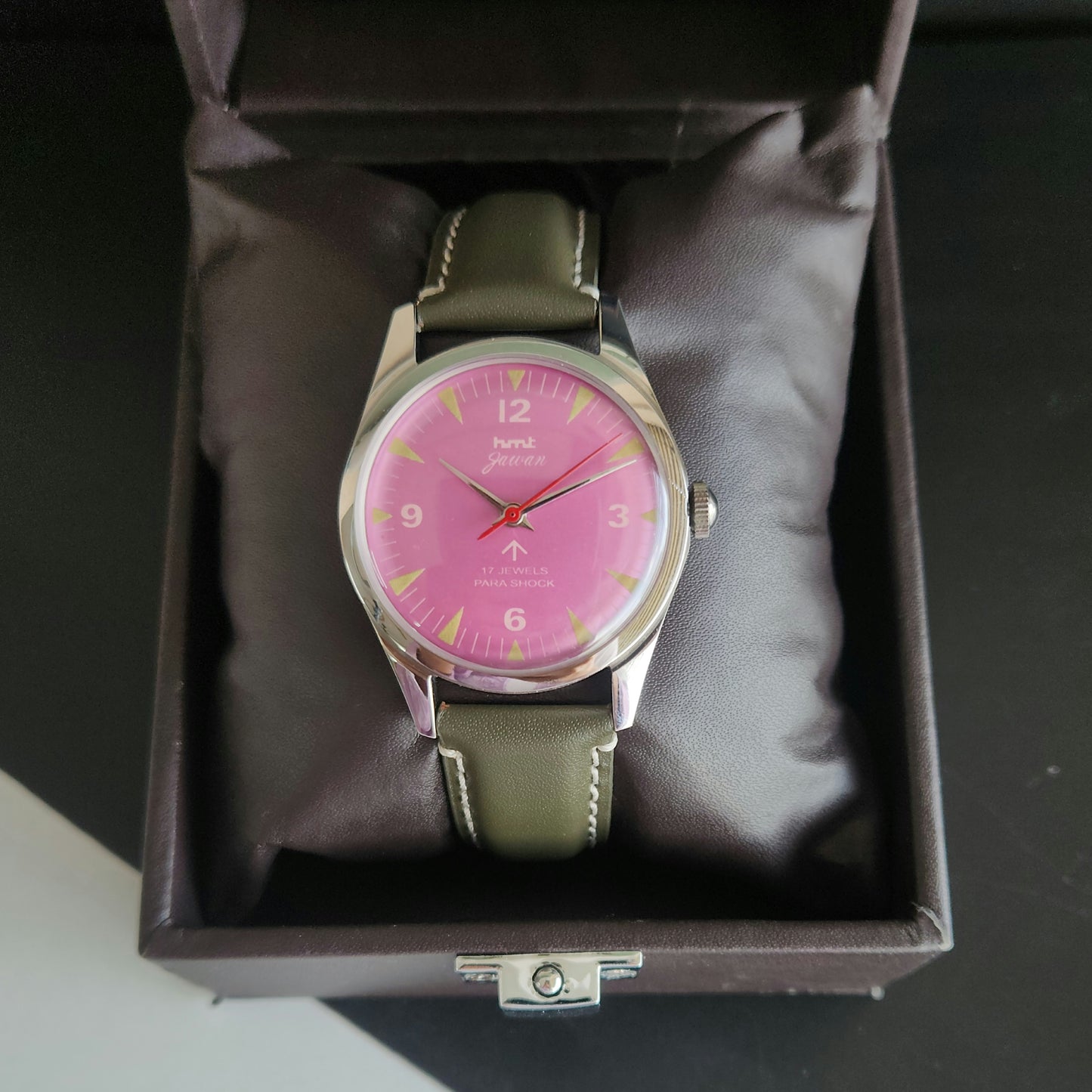 Vintage HMT Jawan Hand Winding 17 Jewels Purple Face Green Leather Strap Men's Wrist Watch J38