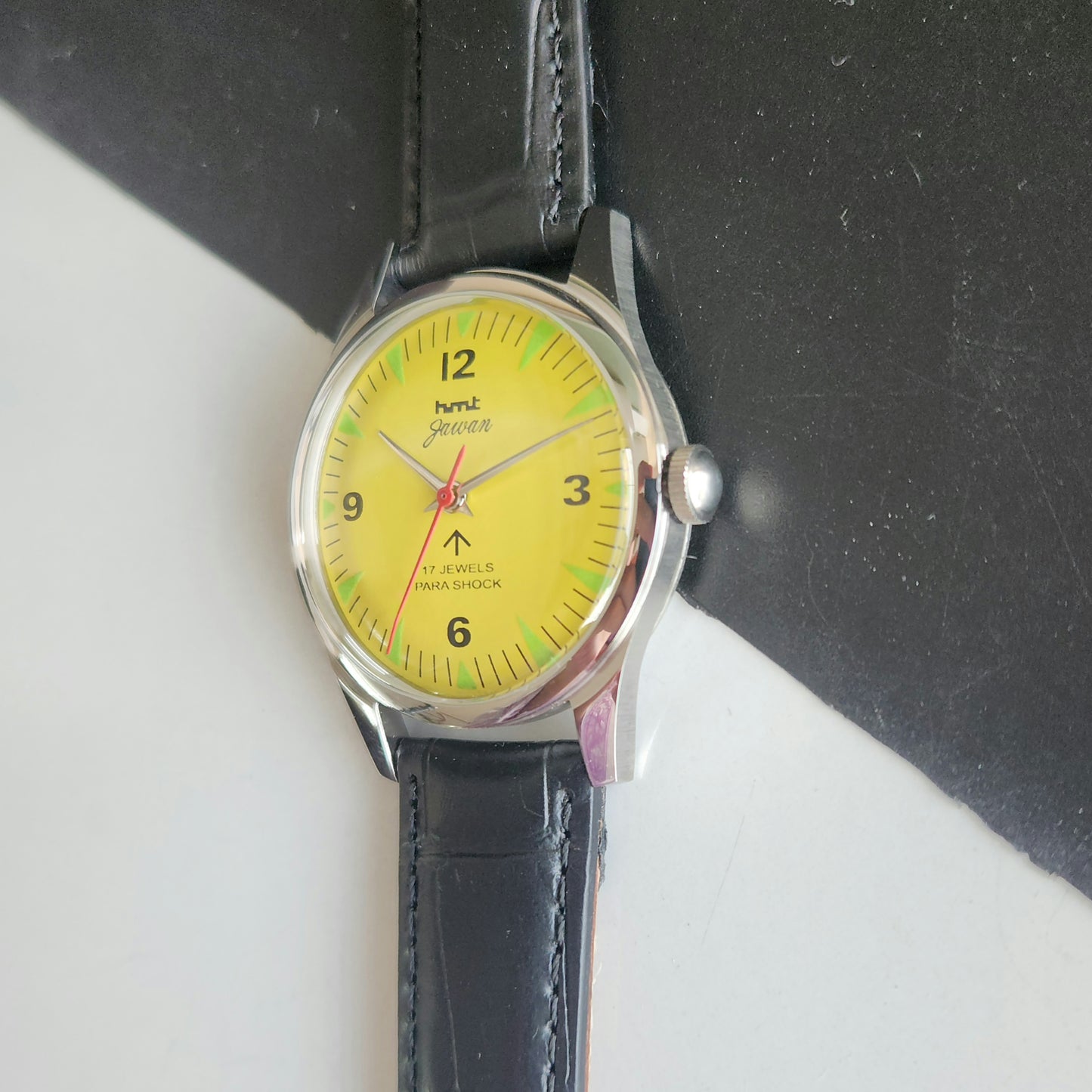 Vintage HMT Jawan Hand Winding 17 Jewels Yellow Face Black Leather Strap Men's Wrist Watch J40