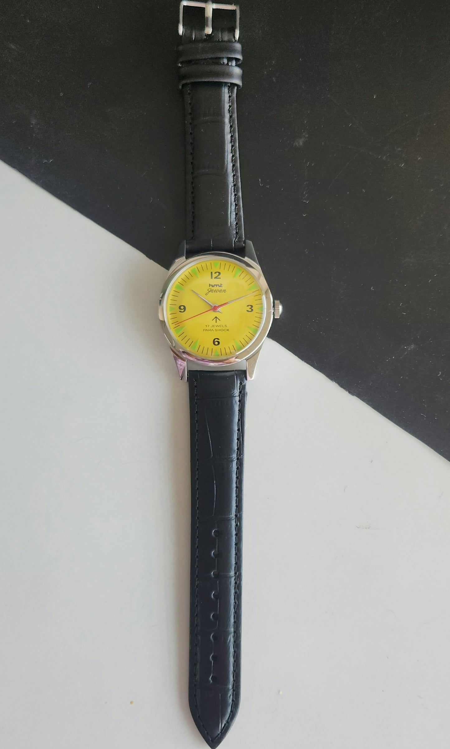 Vintage HMT Jawan Hand Winding 17 Jewels Yellow Face Black Leather Strap Men's Wrist Watch J40