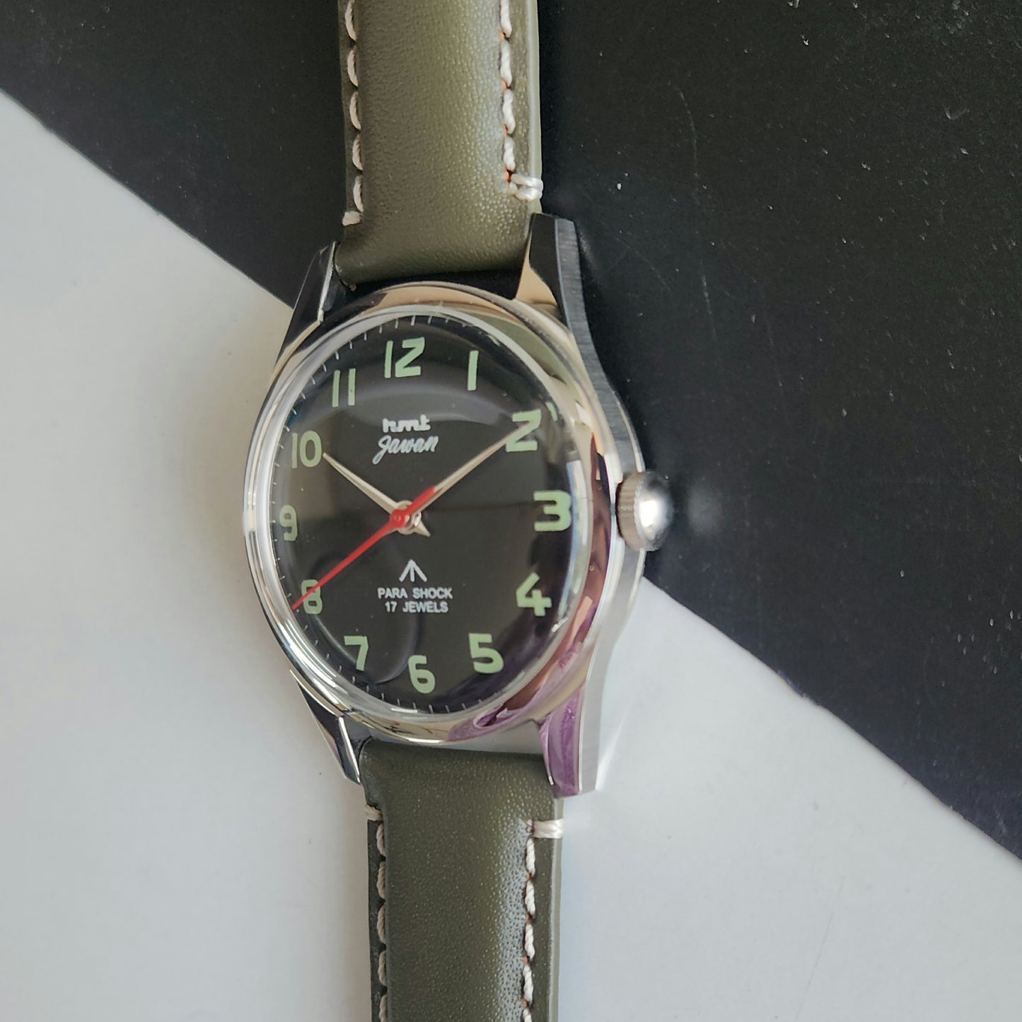 Vintage HMT Jawan Hand Winding 17 Jewels Black Face Green Leather Strap Men's Wrist Watch J41