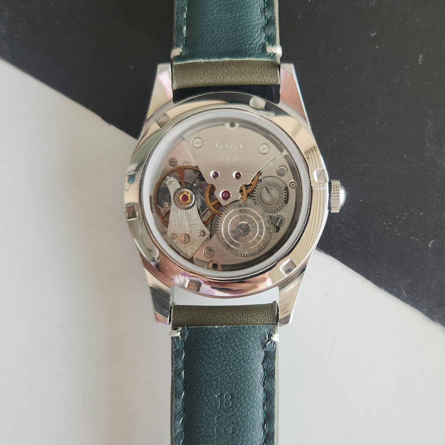 Vintage HMT Jawan Hand Winding 17 Jewels Black Face Green Leather Strap Men's Wrist Watch J41