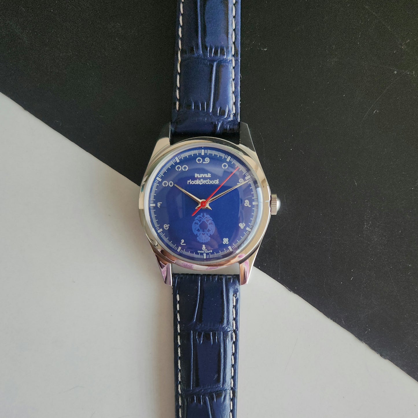 Vintage MOD HMT Gandaberunda Hand Winding 17 Jewels Blue Face Blue Leather Strap Men's Wrist Watch J43