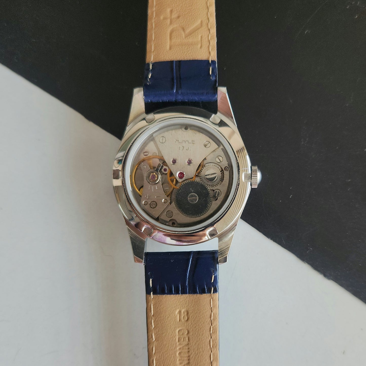Vintage MOD HMT Gandaberunda Hand Winding 17 Jewels Blue Face Blue Leather Strap Men's Wrist Watch J43