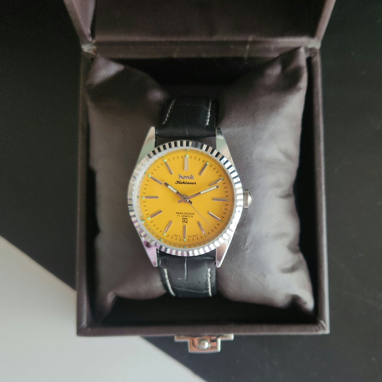 Vintage Mod HMT Kohinoor Hand Winding 17 Jewels Yellow Face Fluted Bezel Black Croco Leather Strap Men's Wrist Watch J47