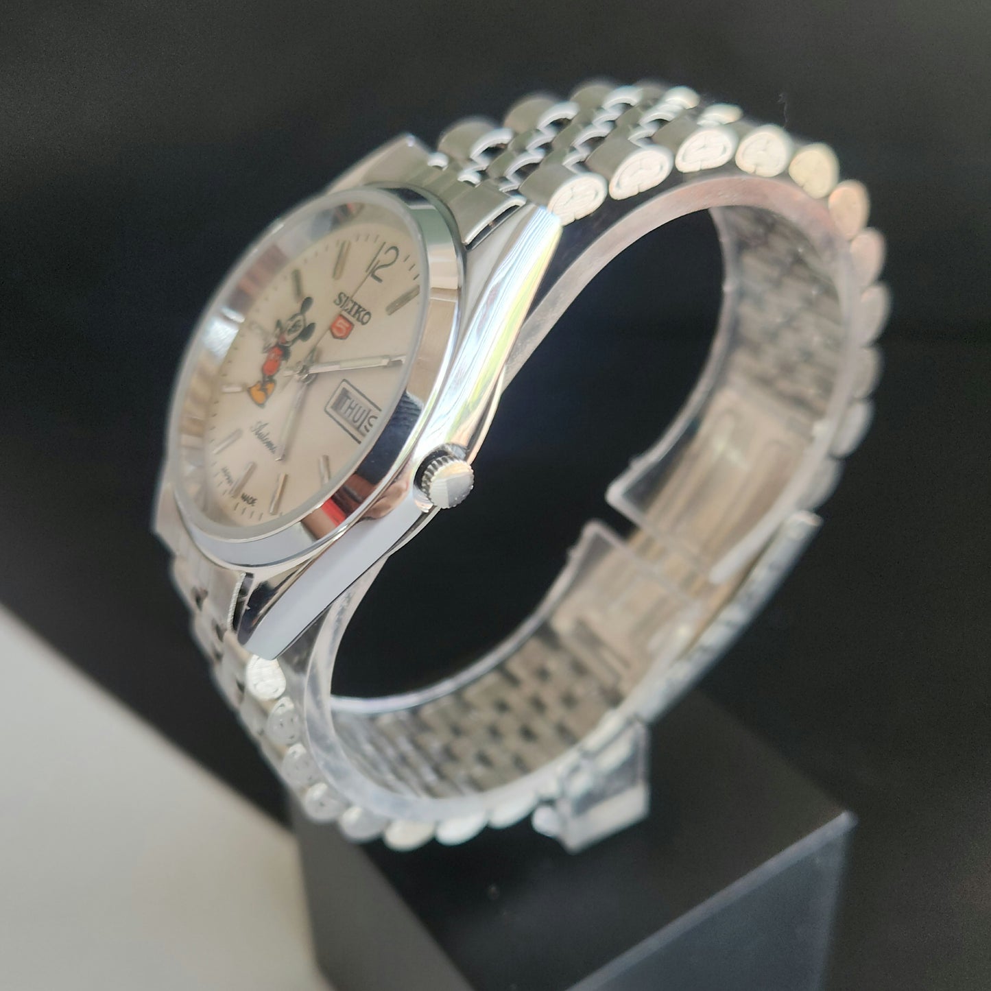 Vintage MOD Seiko 5 Automatic 23 Jewels Cal.6349 Silver Face Repainted Mickey Mouse Jubilee Bracelet Men's Wrist Watch J52