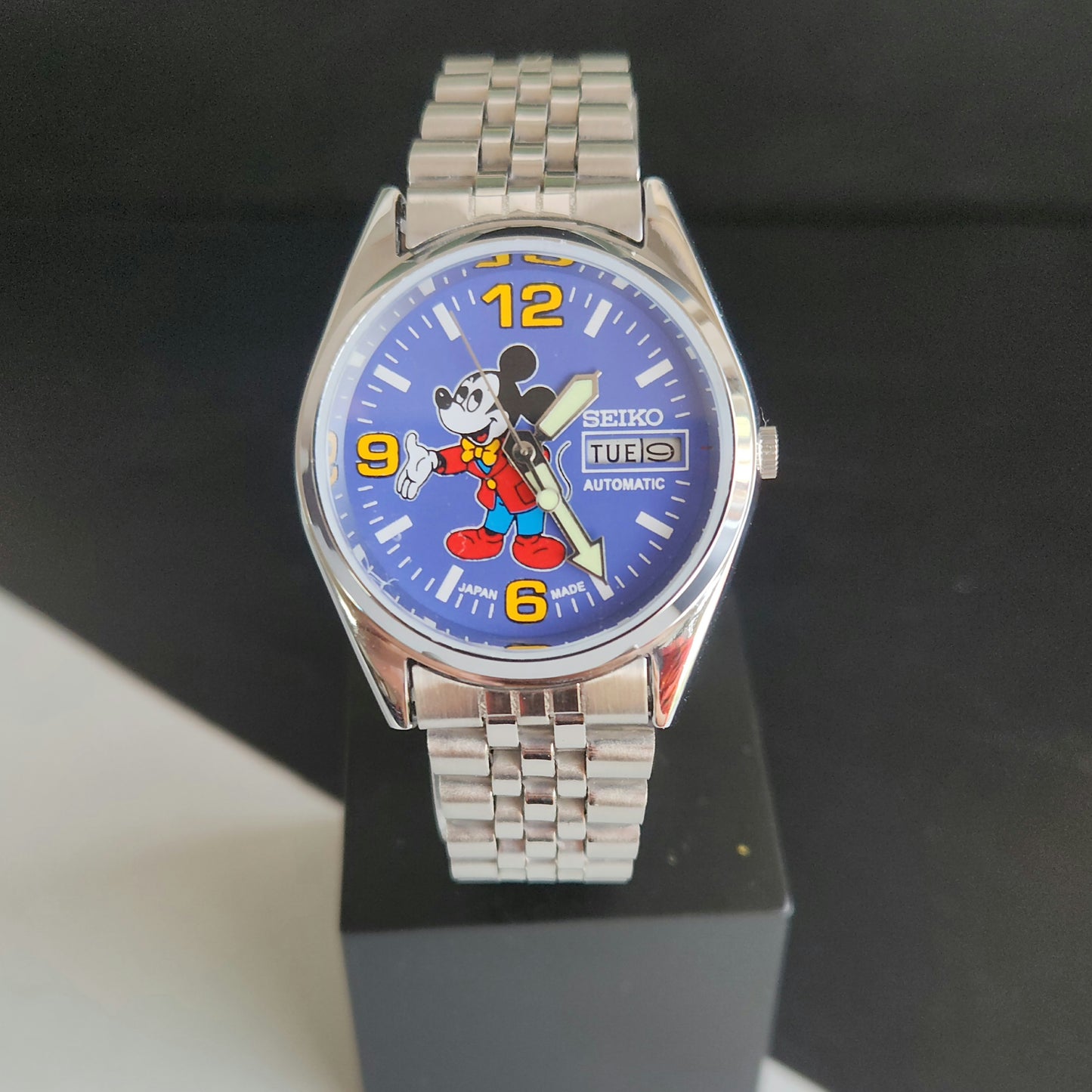 Vintage MOD Seiko 5 Automatic 23 Jewels Cal.6349 Sillver Face Repainted Mickey Mouse Jubilee Bracelet Men's Wrist Watch J53