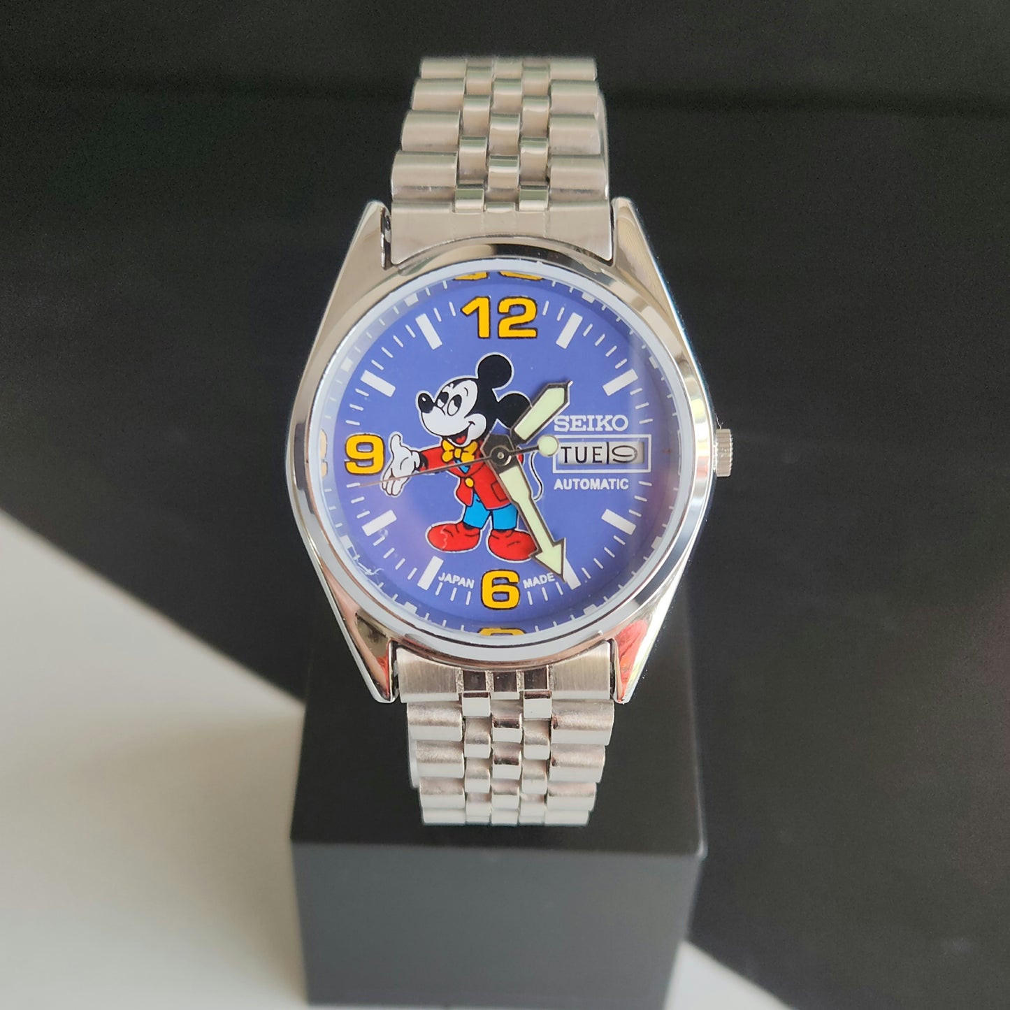 Vintage MOD Seiko 5 Automatic 23 Jewels Cal.6349 Sillver Face Repainted Mickey Mouse Jubilee Bracelet Men's Wrist Watch J53